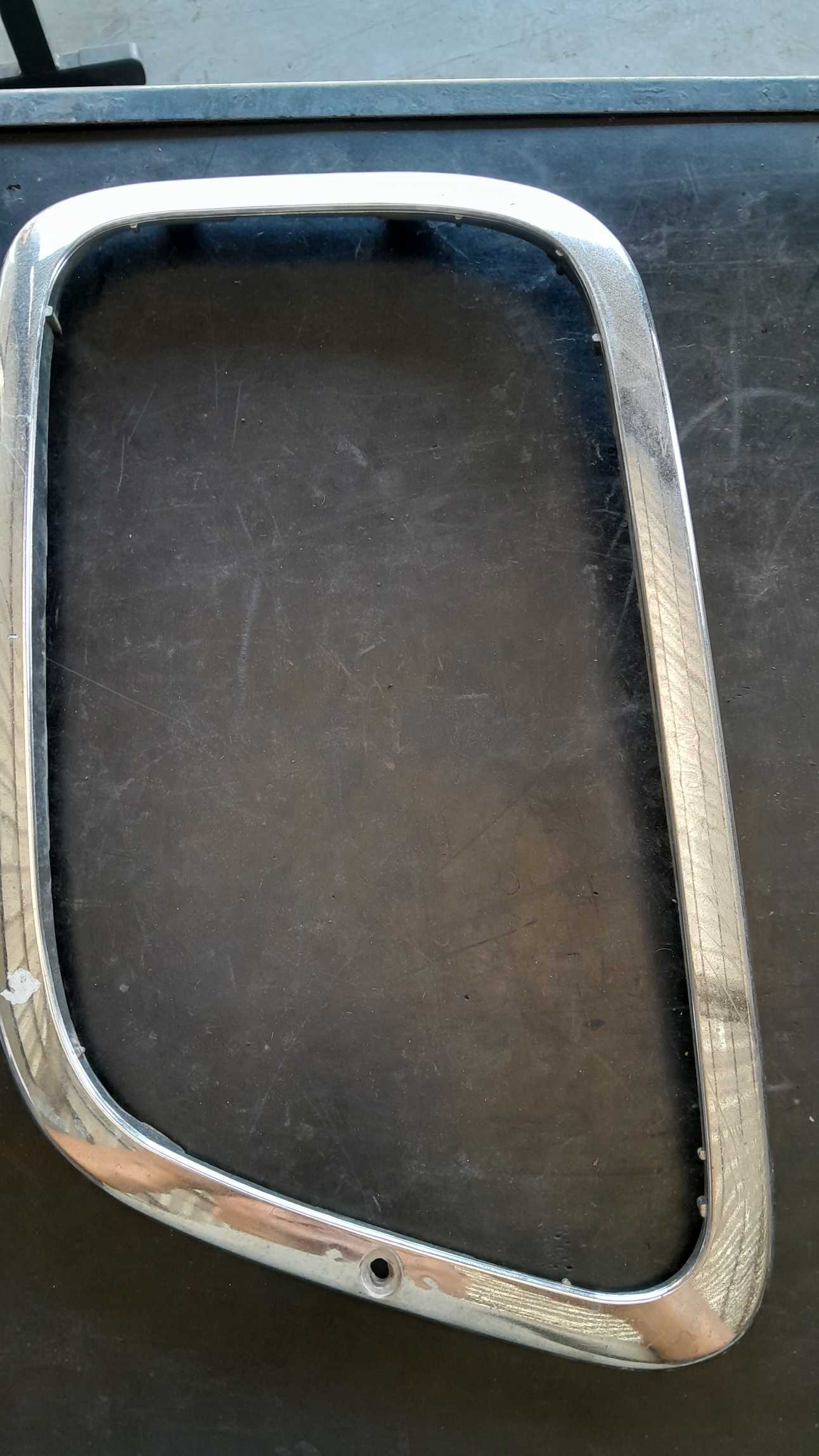 ARO FAROL MERCEDES ACTROS 9438260359 2