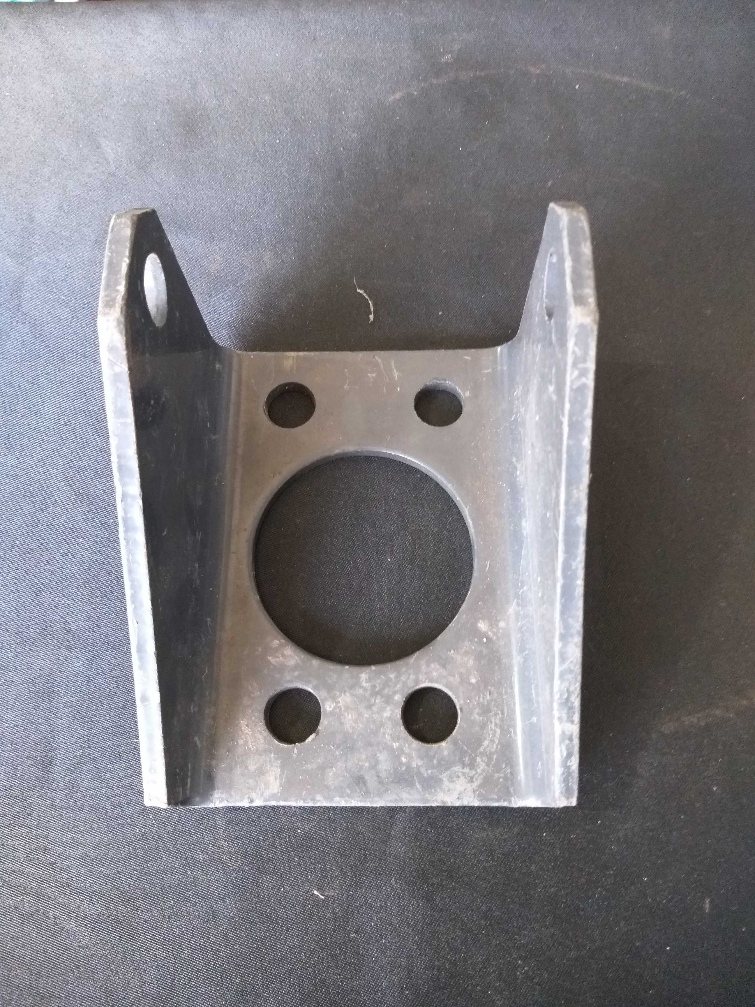 Suporte Amortecedor Traseiro Original Volvo 8071765 3