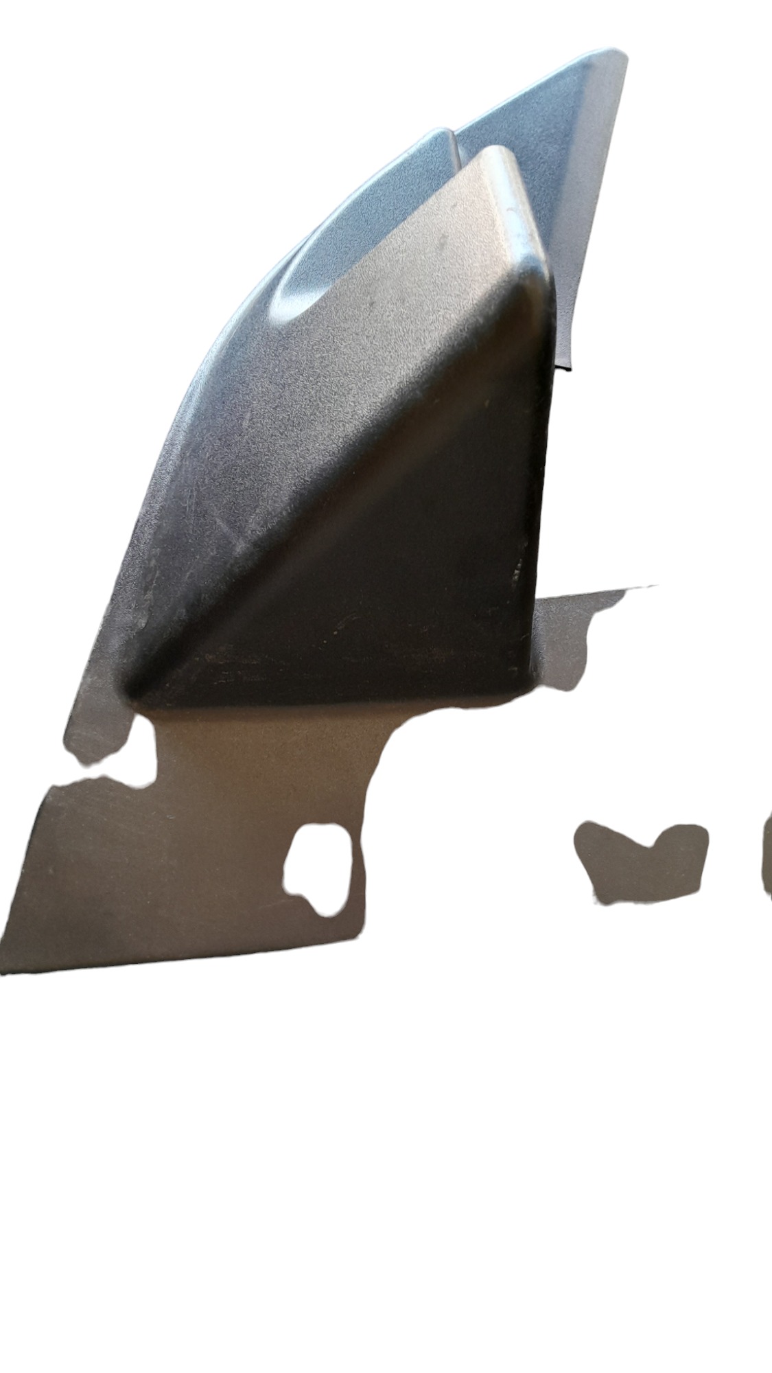 Acabamento Inferior Braço Retrovisor Ld Volvo Fh 82268542 2