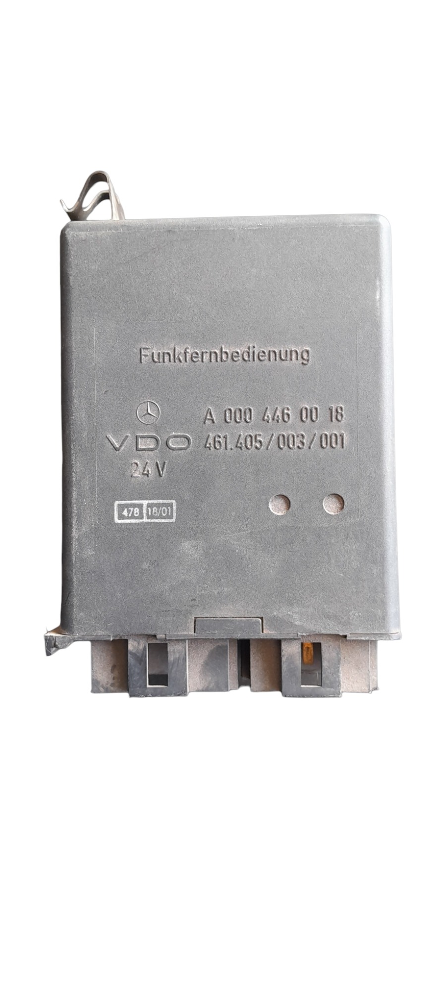 Controle De Unidade Mercedes Benz Vdo A0004460018 2