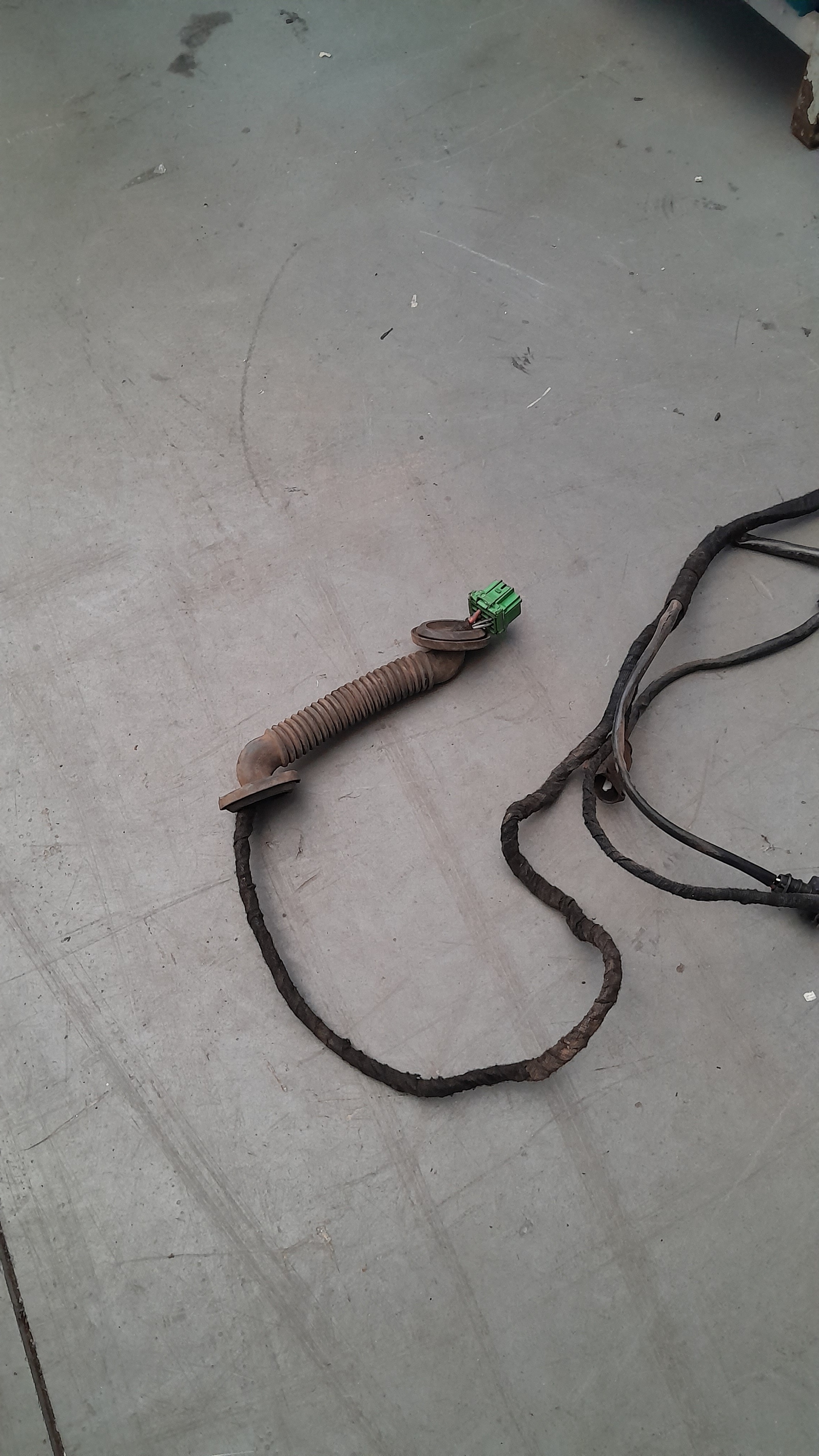 CHICOTE PORTA MERCEDES BENZ ACTROS LD 18114184 3
