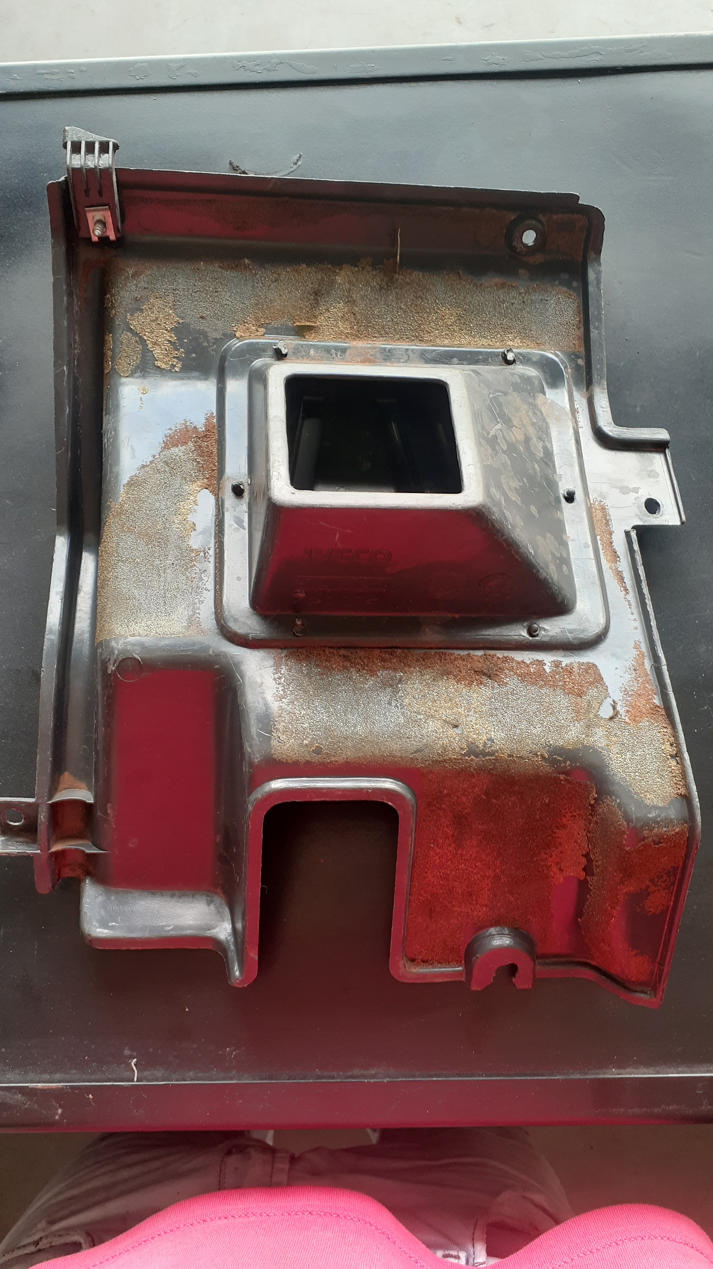 REVESTIMENTO PAINEL PEDAL EUROCARGO 504087451 2