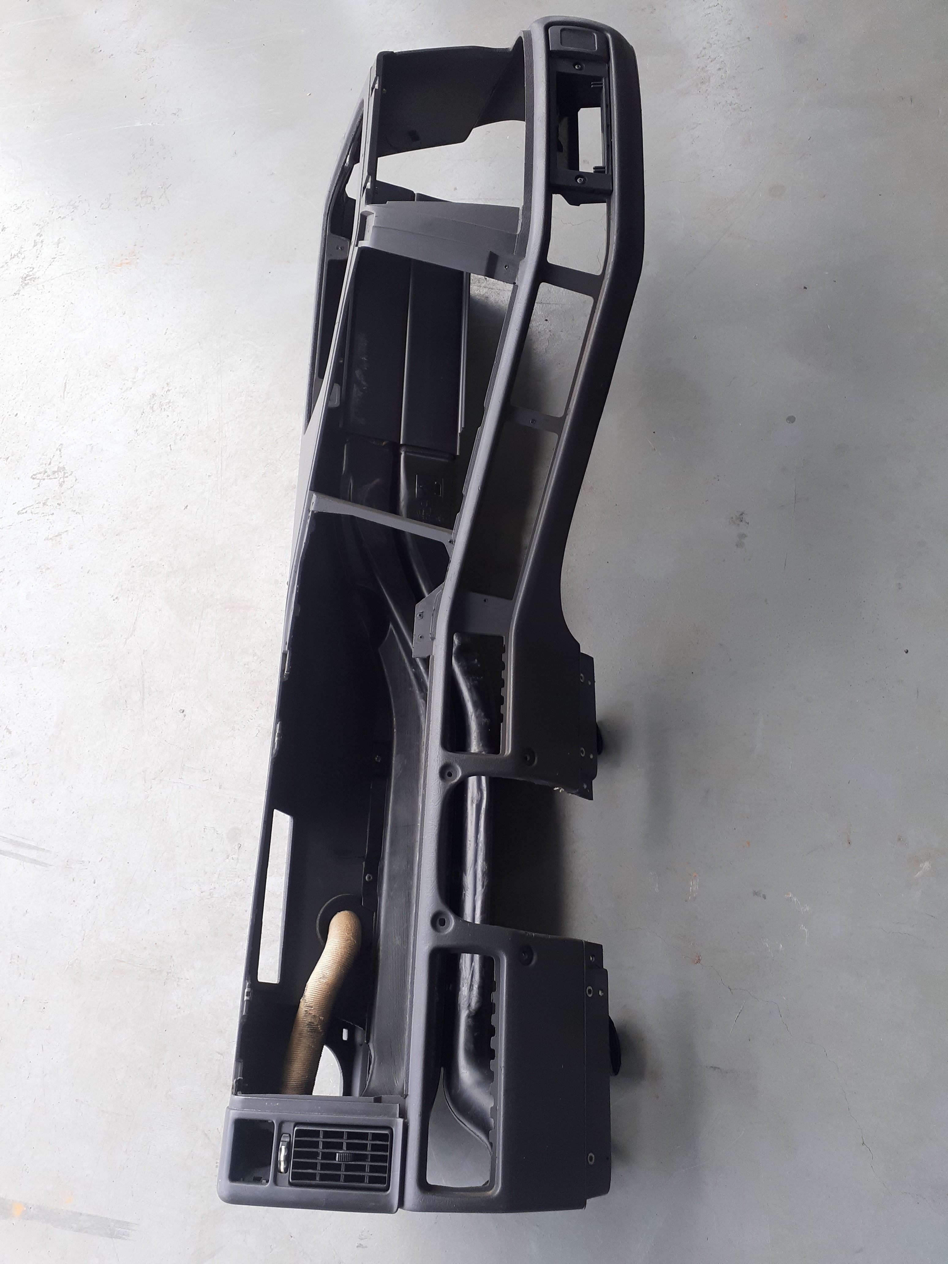 Carcaça Painel De Instrumentos Volvo Fh 2000 3981368 Cinza 10