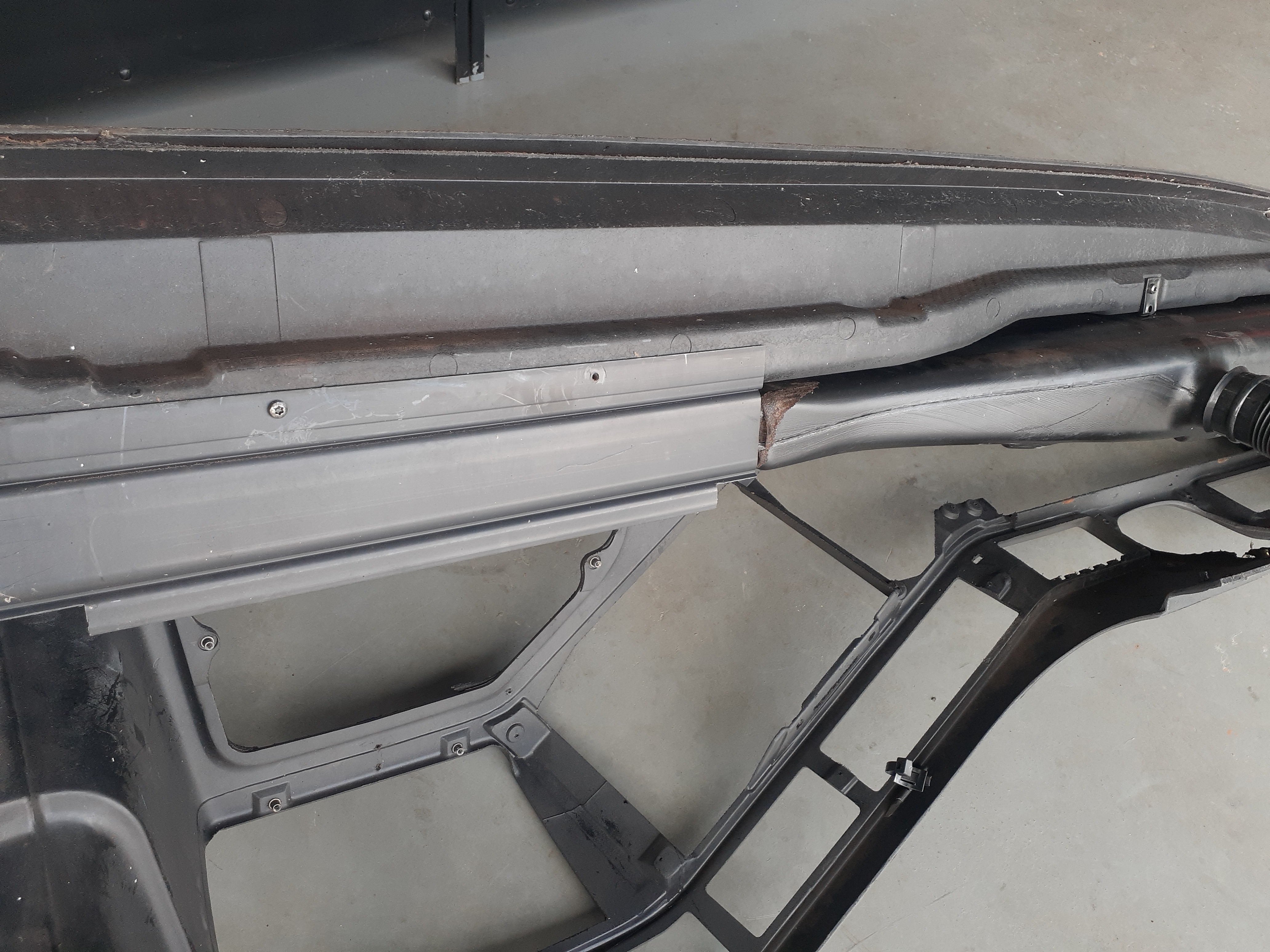 Carcaça Painel De Instrumentos Volvo Fh 2000 3981368 Cinza 8