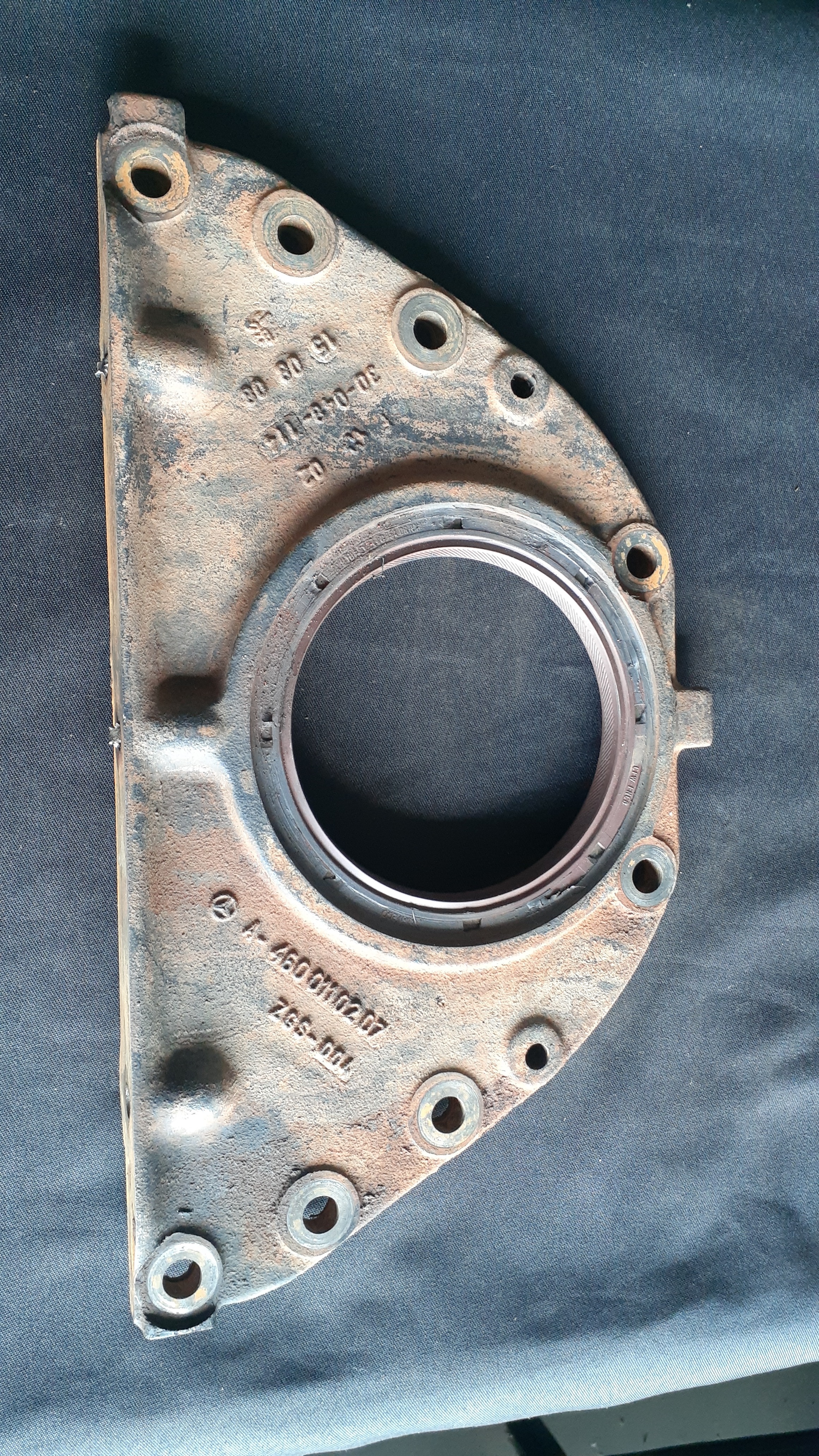 TAMPA DIANTEIRA DO BLOCO DO MOTOR ORIGINAL MB 4600110207