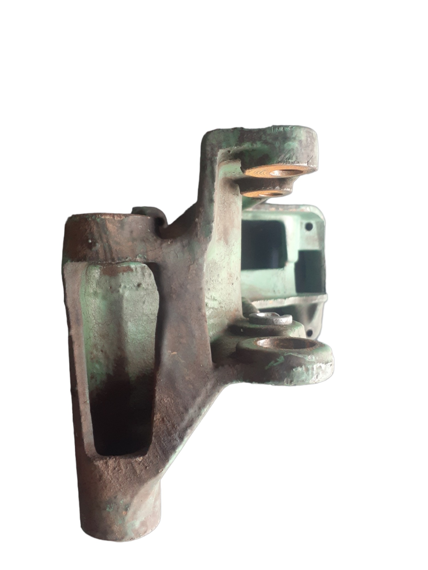 Suporte Do Alternador Volvo Fh 8149261 Usado 2