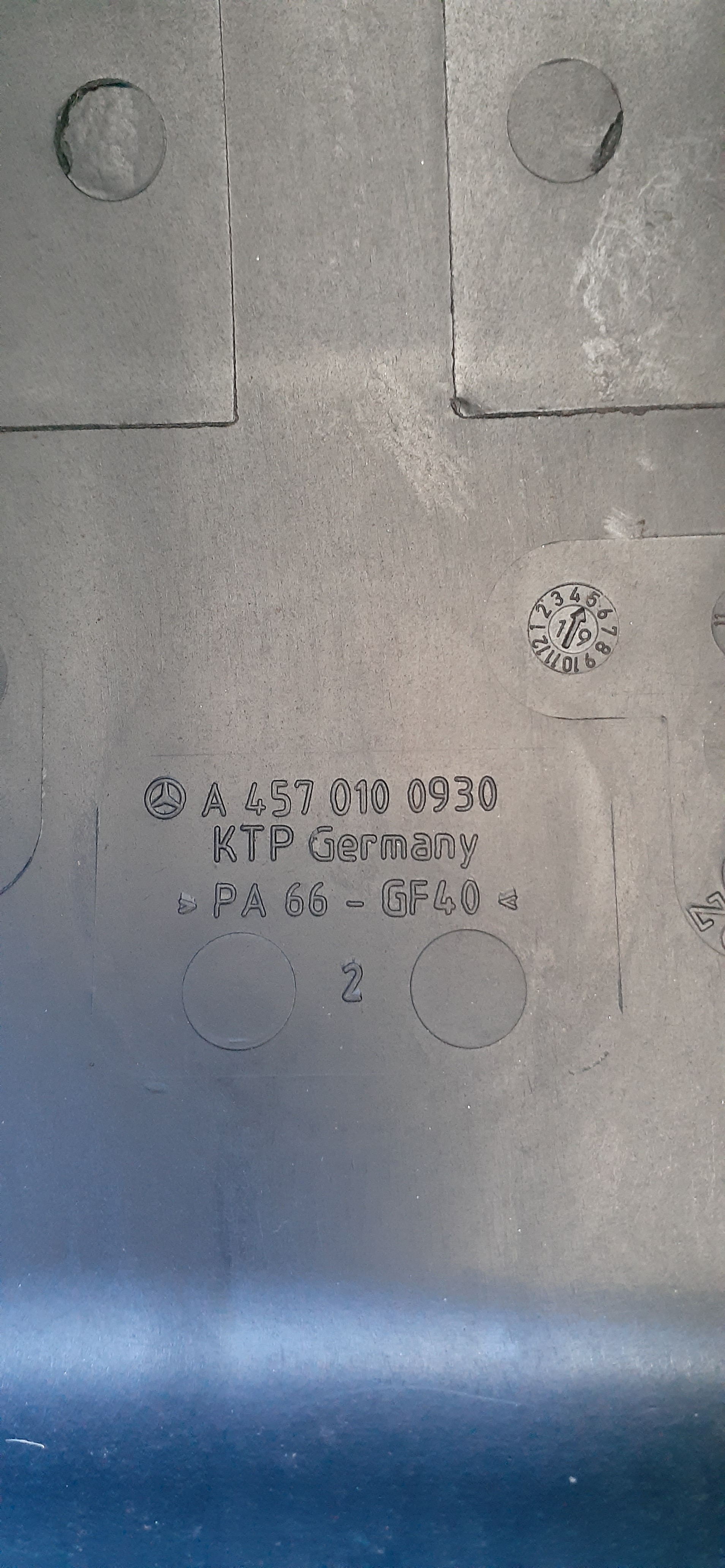 Tampa De Valvula Motor Original Mercedes-benz 4570100930 3