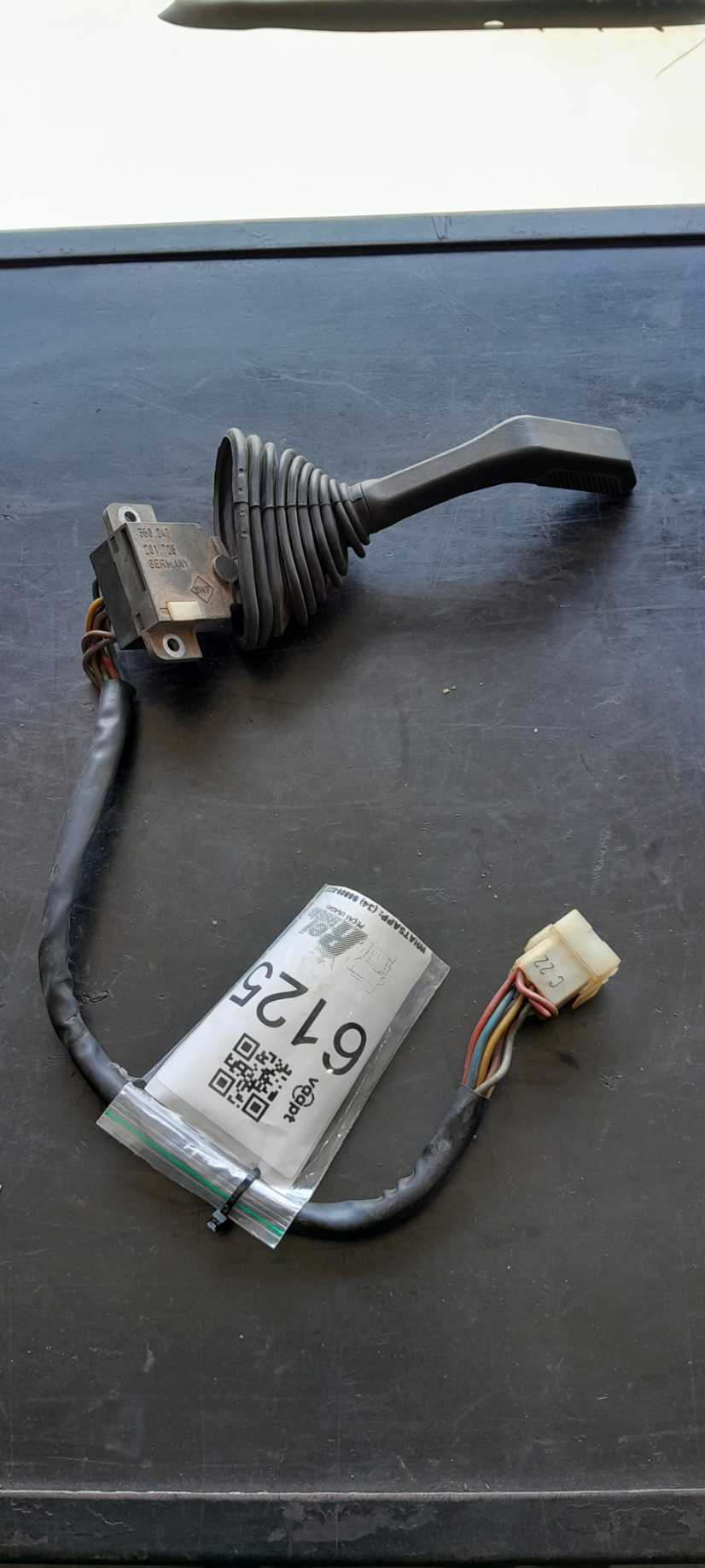 CHAVE LIMPADOR PARA BRISA SCANIA T113 R113 360247