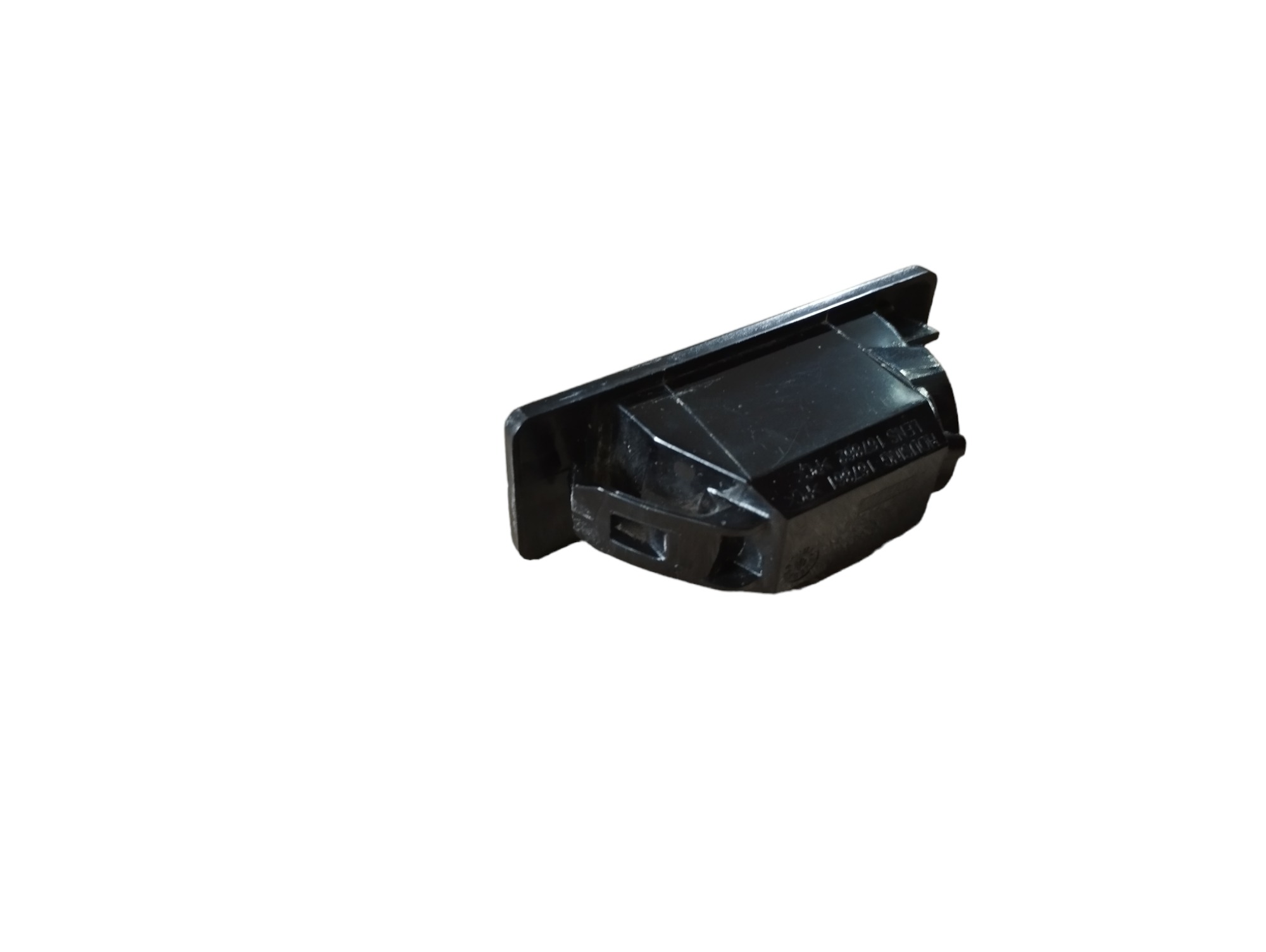 Luz De Placa Traseira Nissan Versa 2016 2017 2018 2019 10