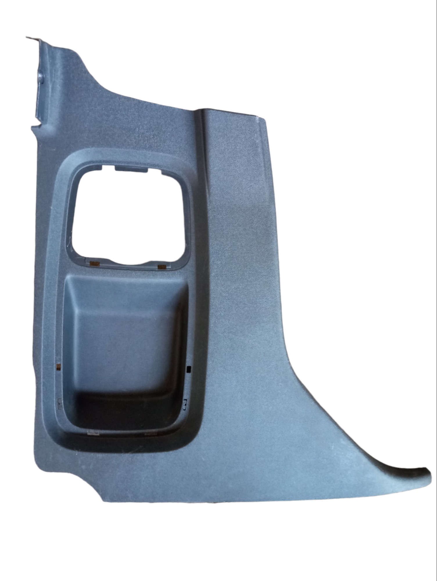 Forro Lateral Esquerdo Gm Montana 2012 2013 2014 94731746 2