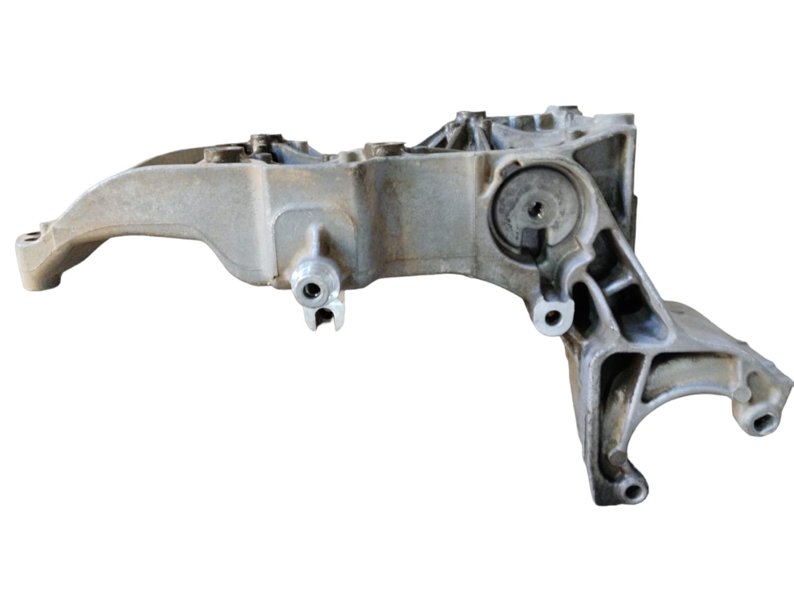 Suporte Alternador Renault Duster 2.0 2012 2013 2014 82010 2