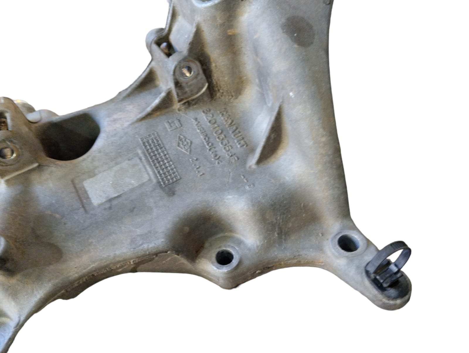 Suporte Alternador Renault Duster 2.0 2012 2013 2014 82010 7
