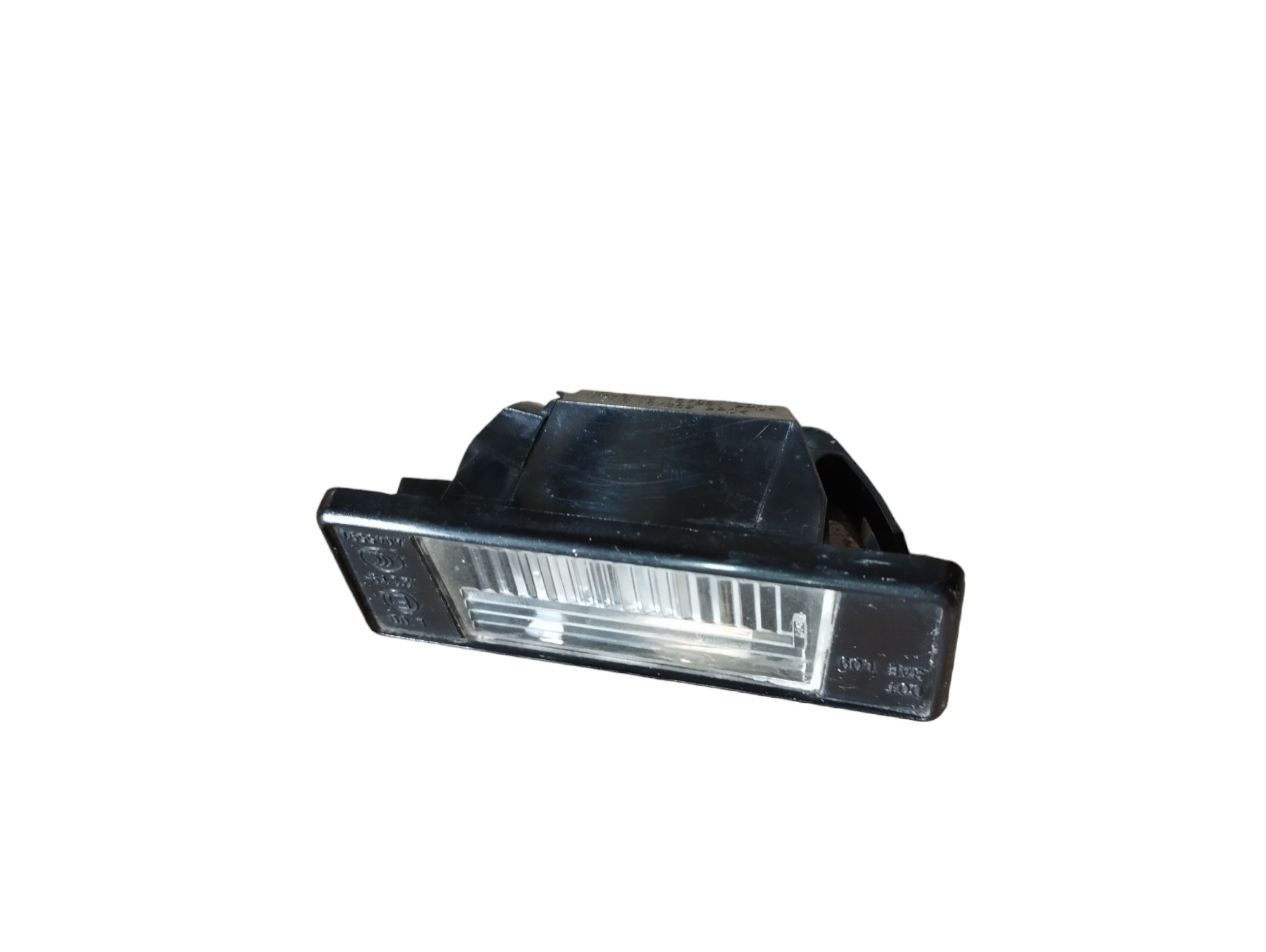 Luz De Placa Traseira Nissan Versa 2016 2017 2018 2019 5