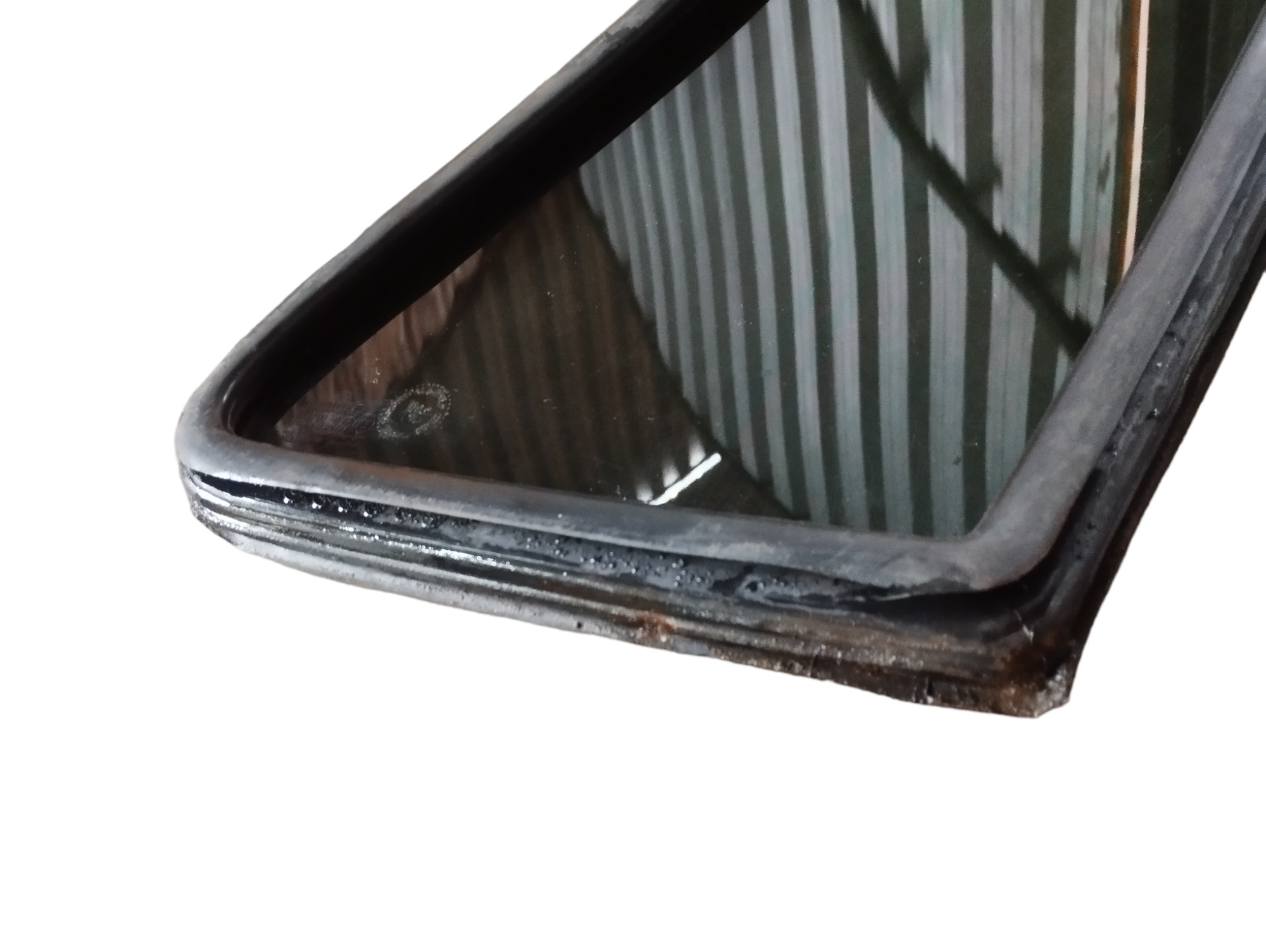 Vidro Fixo Traseiro Esquerdo Fiat Uno Mille 4p 2000 A 2006 2