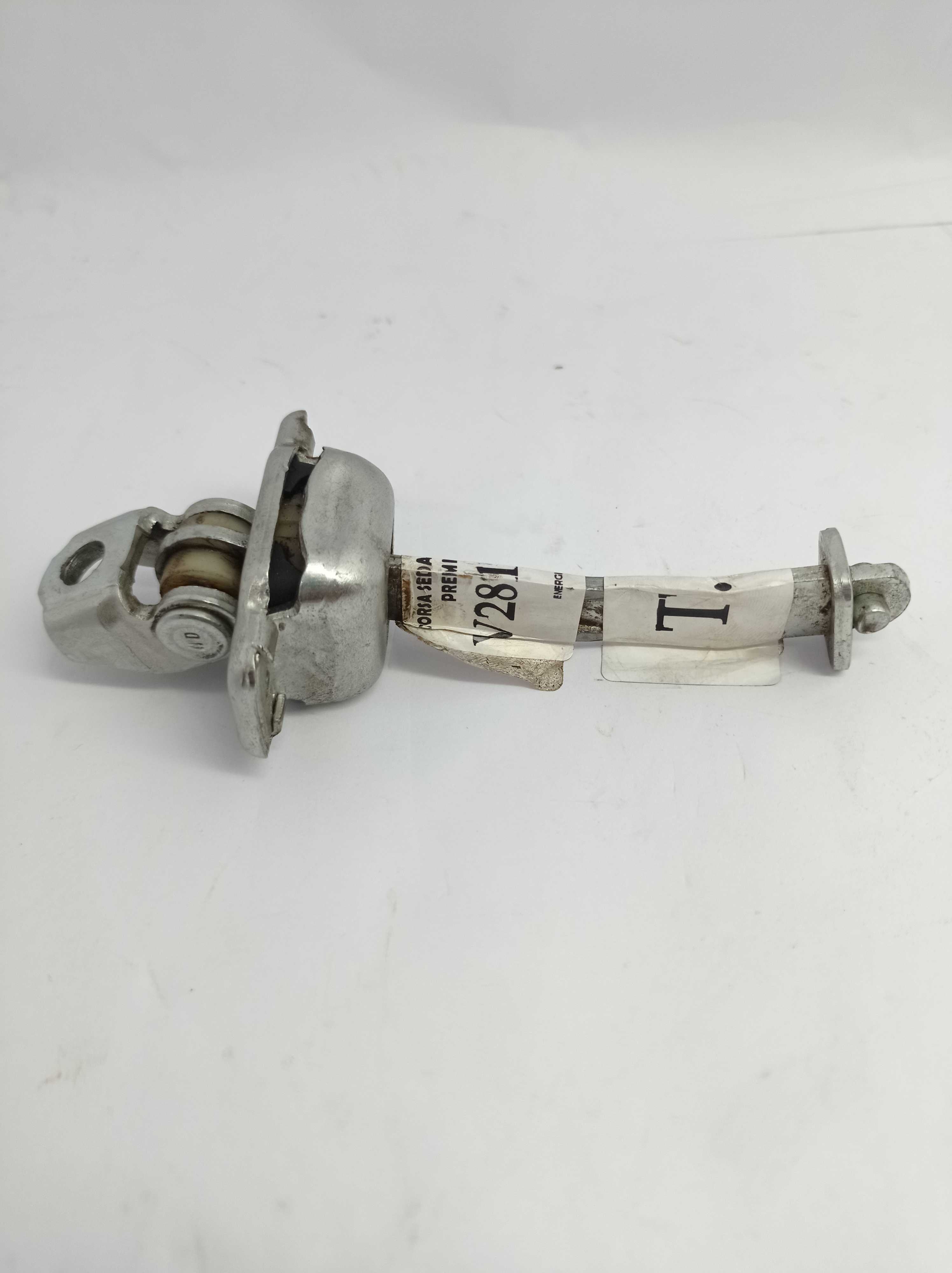 Limitador Porta Tras Direita Gm Corsa Ano 1995 À 2008 2
