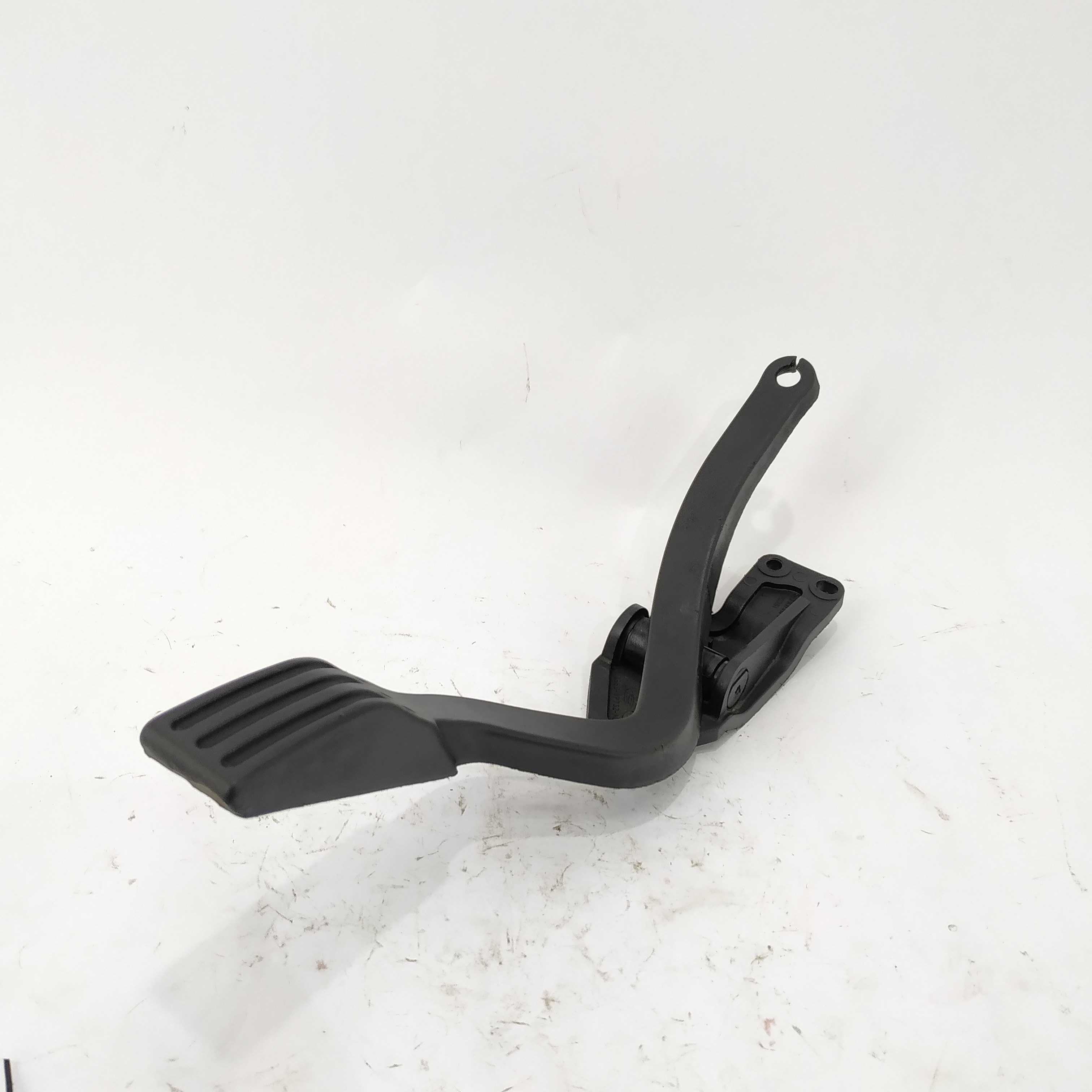 Pedal Acelerador A Cabo Ford Fiesta 2005/2012 -e18834