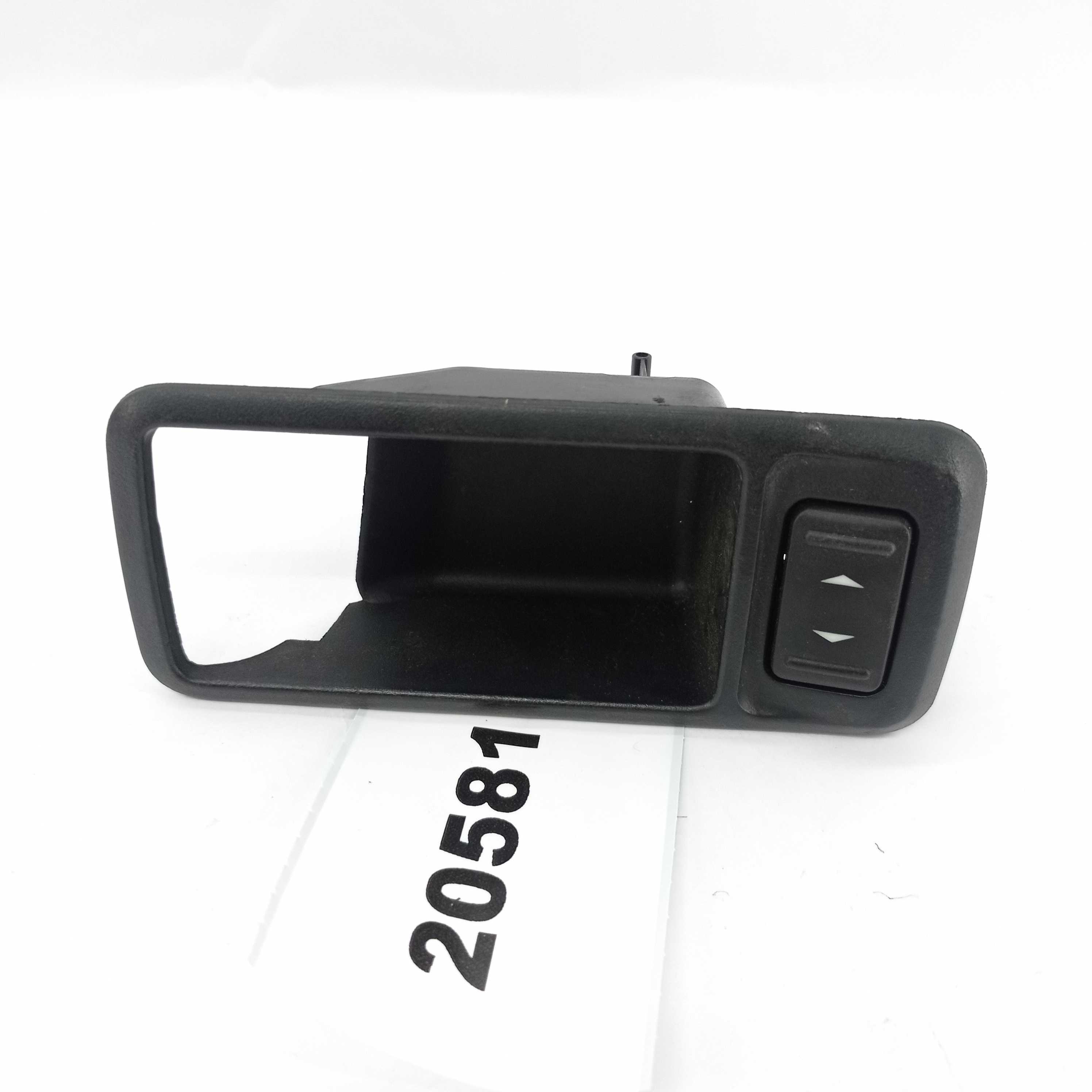 Moldura Botão Tras/dir Ford Focus 3m51226a36 E20581 2