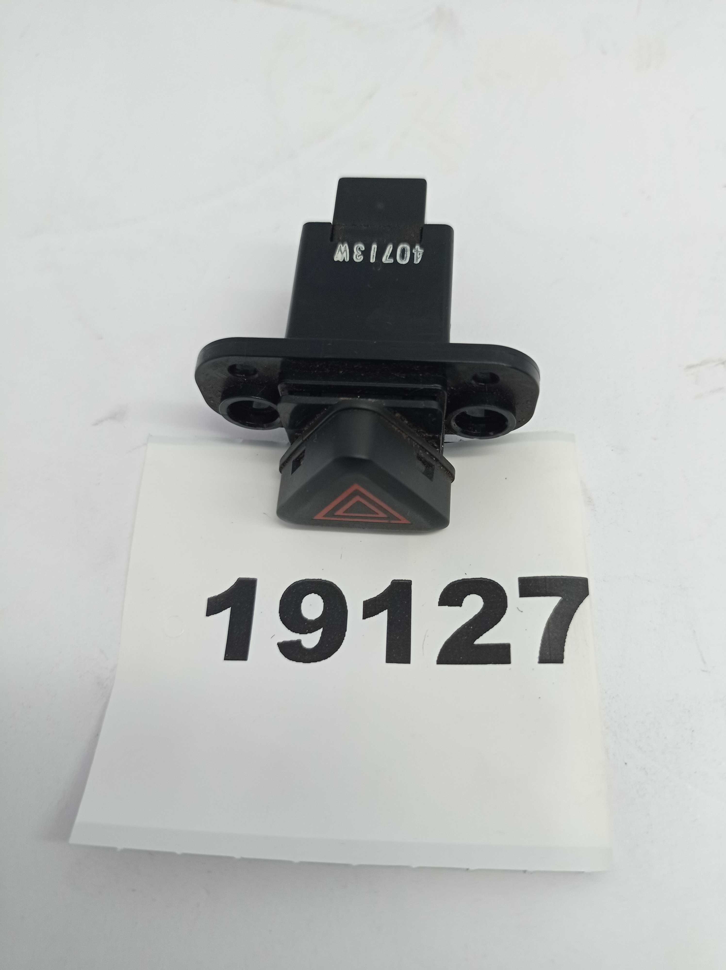 Interruptor Botão Pisca Alerta Gm Spin/ Cobalt 13/16 -19127