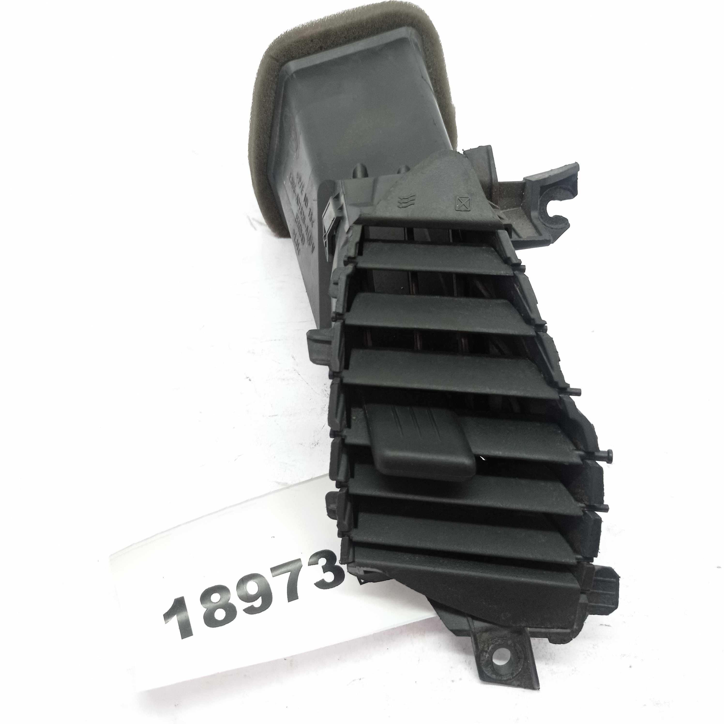 Difusor De Ar Lado Esquerdo Ford Ka E3b5a01820 E18973