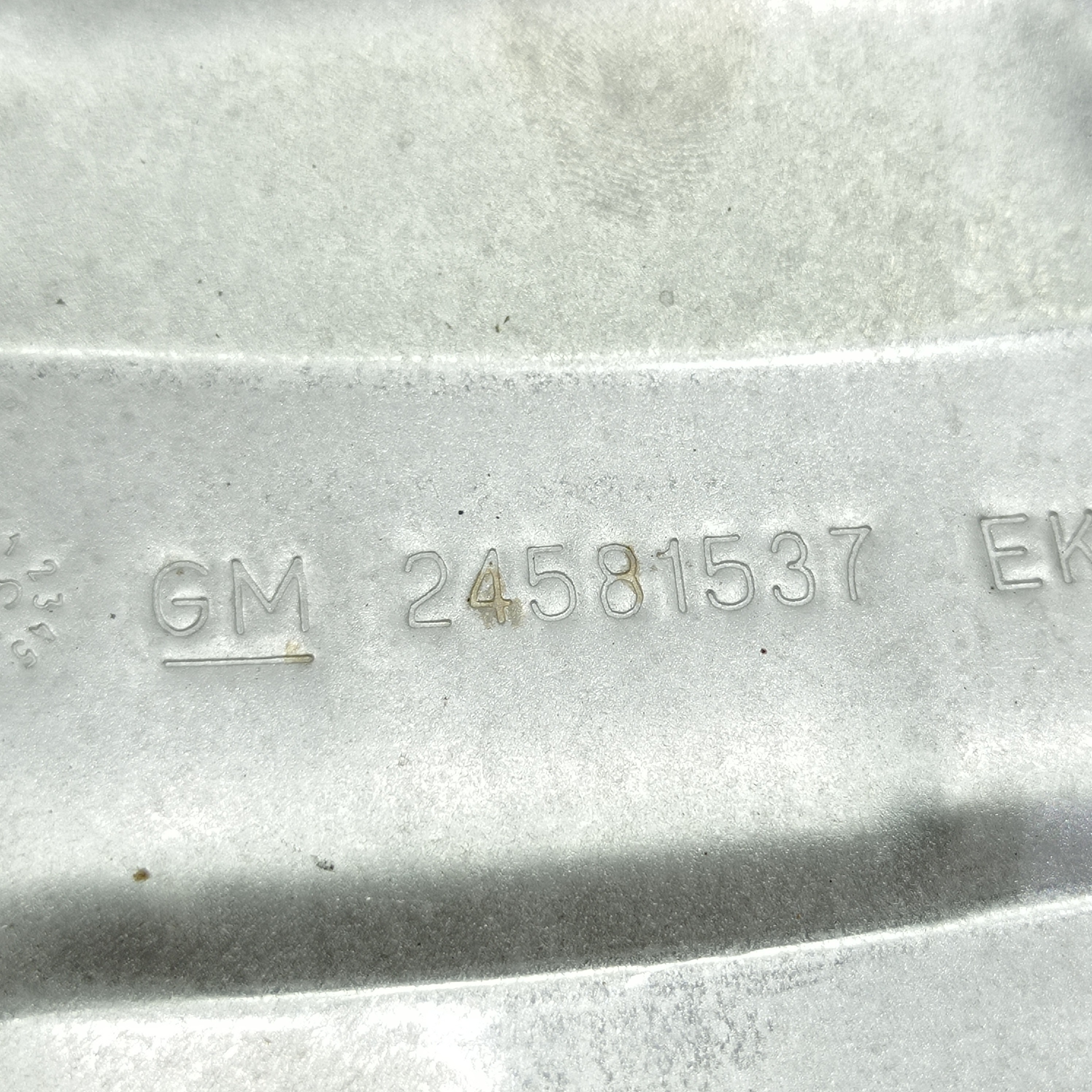 Defletor De Calor Escapamento Gm Onix 24581537 E23949 4