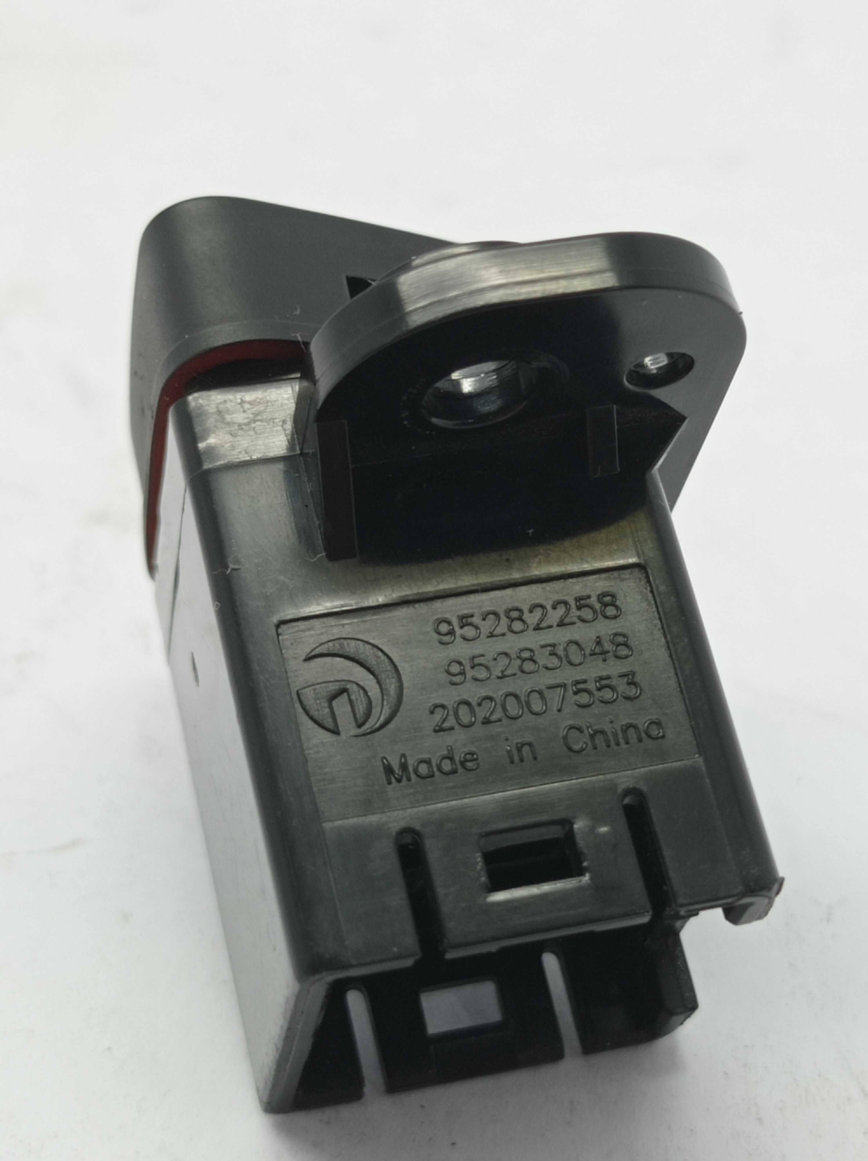 Interruptor Botão Pisca Alerta Gm Spin/ Cobalt 13/16 -19129 2