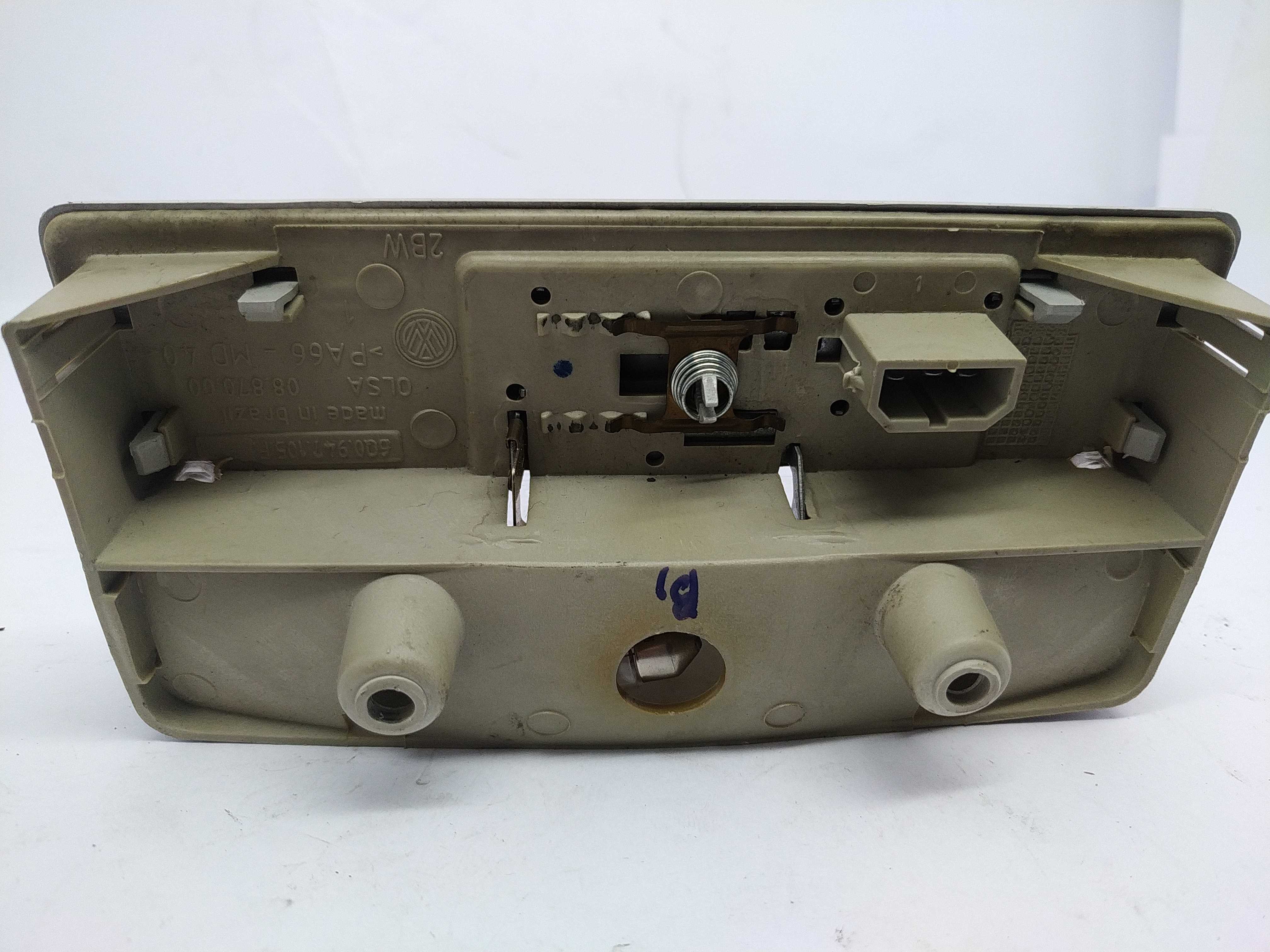 Lanterna De Teto Vw Fox 2010 6q0947105f
