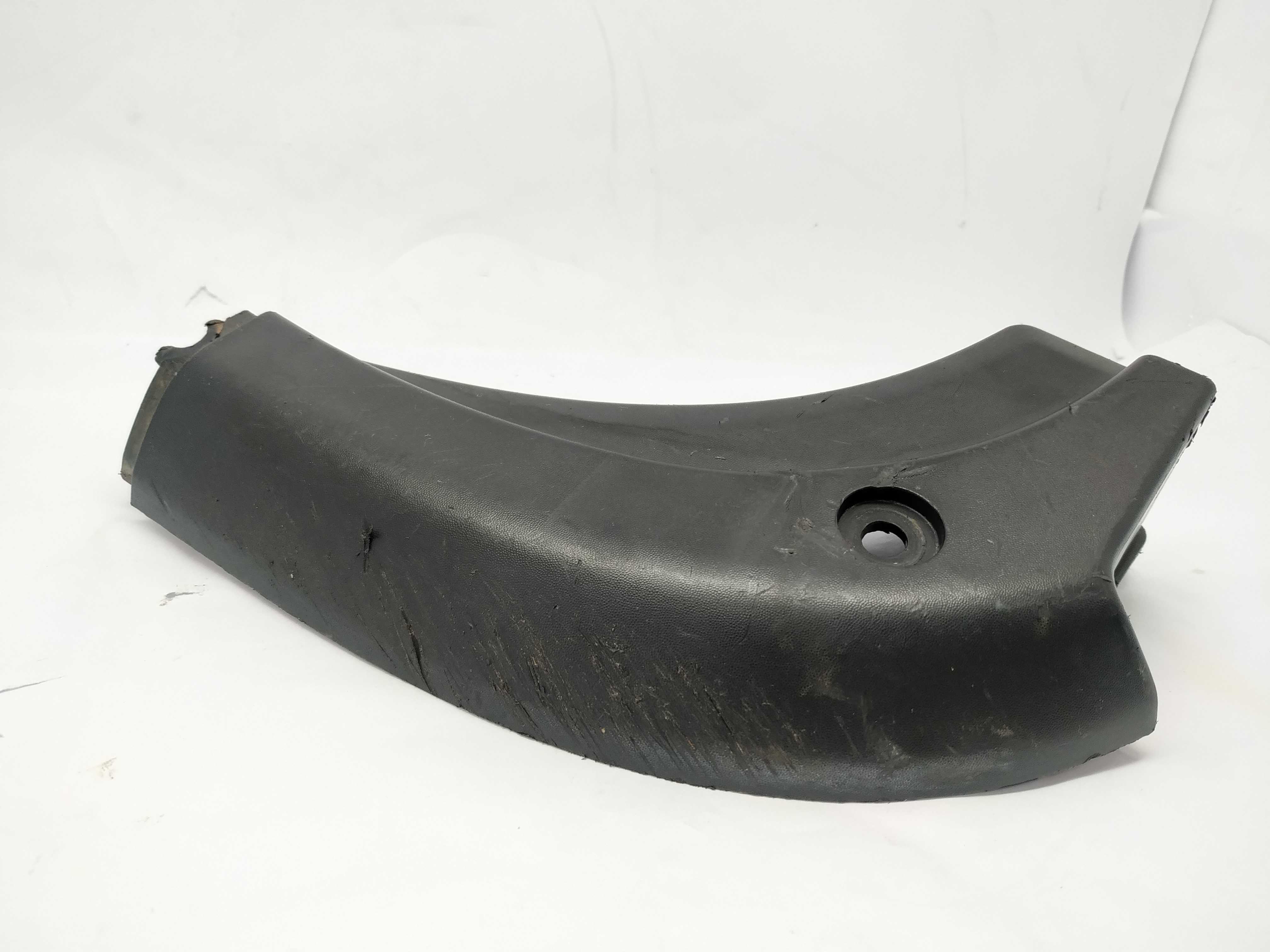 Moldura Acabamento Canto Da Caçamba L/E Fiat Strada 2014/19 4