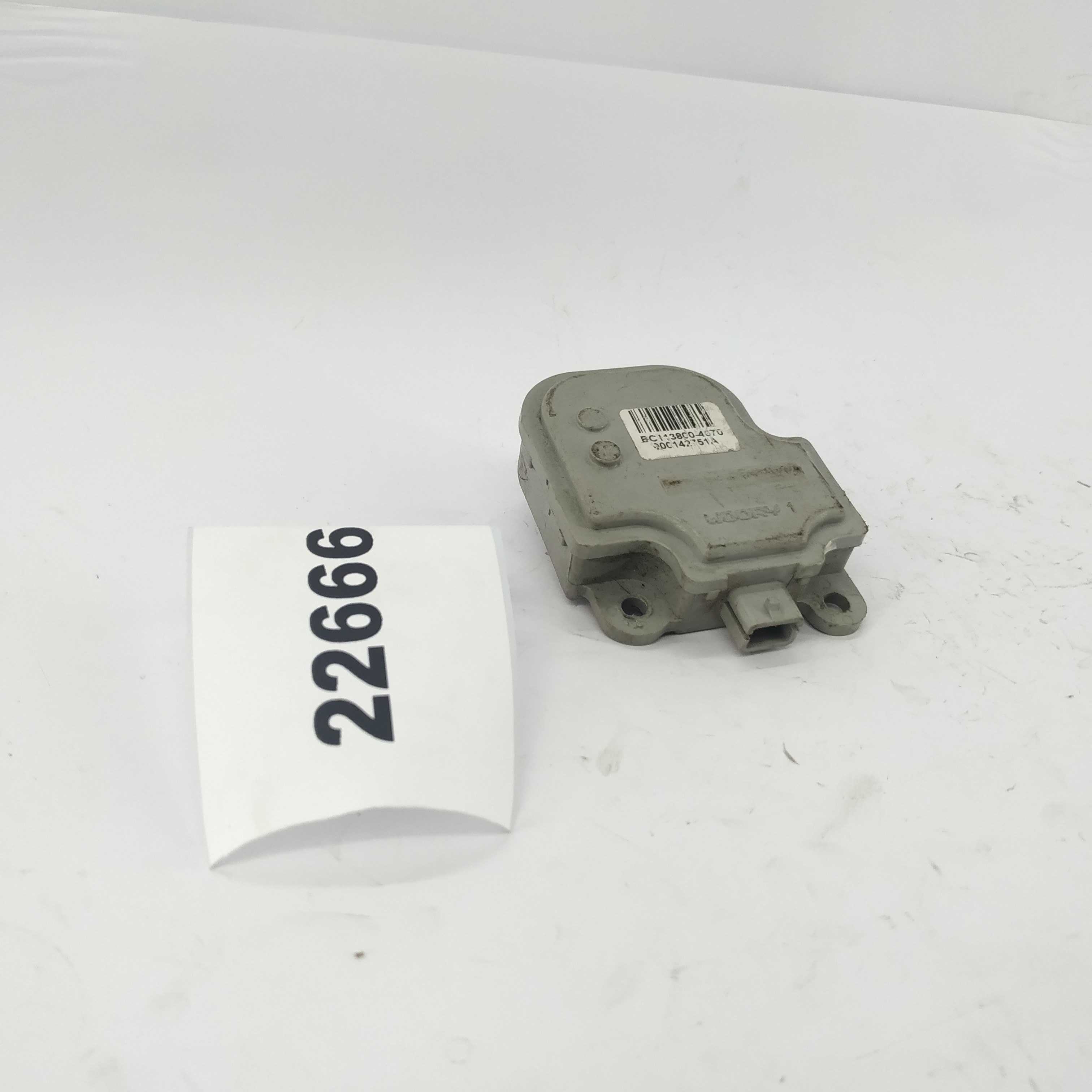 Motor Atuador Caixa Evaporadora Prisma Bc1138004070 E22666 2