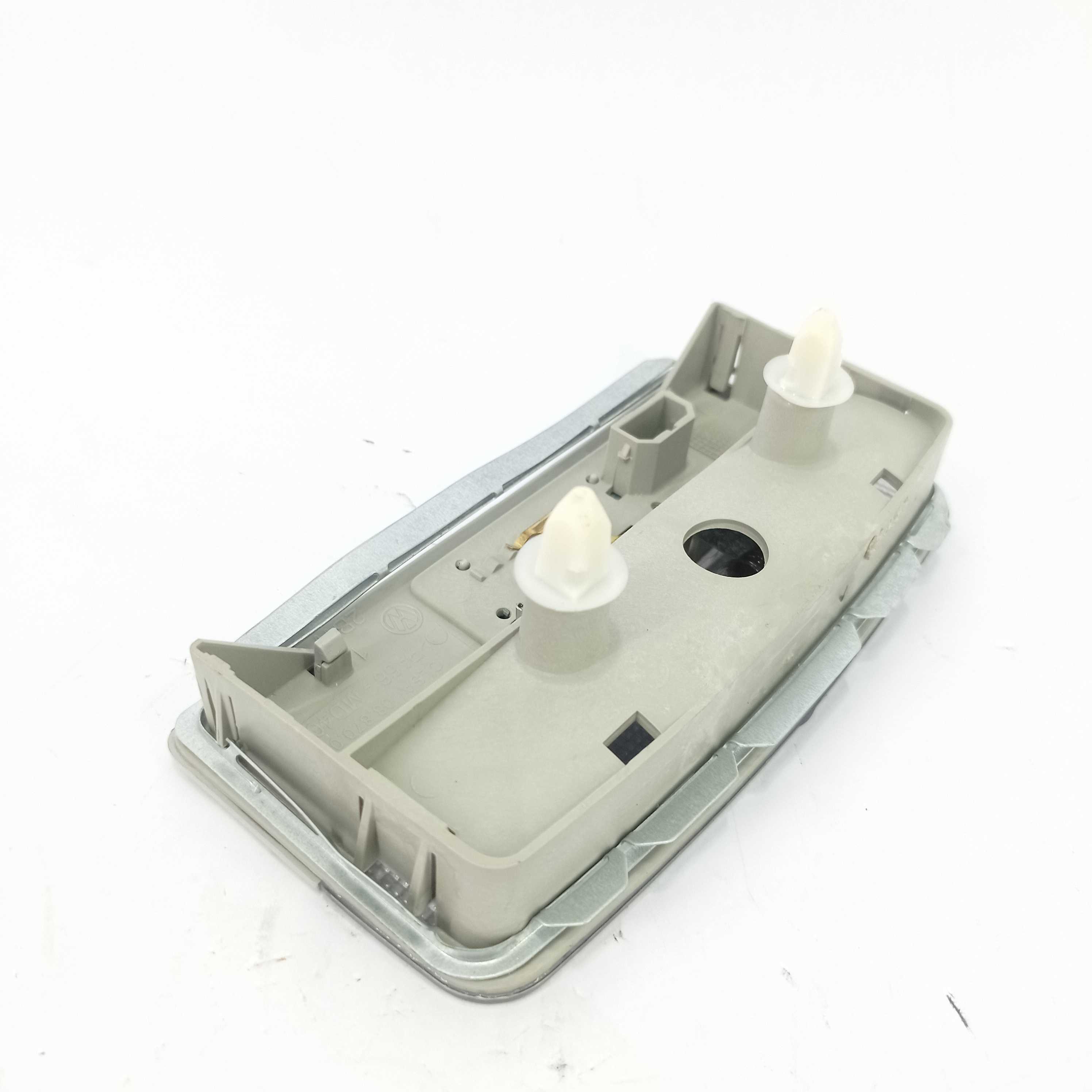 Luz De Teto Vw Gol Saveiro Voyage G8 2019 6q0947105m E29040 4