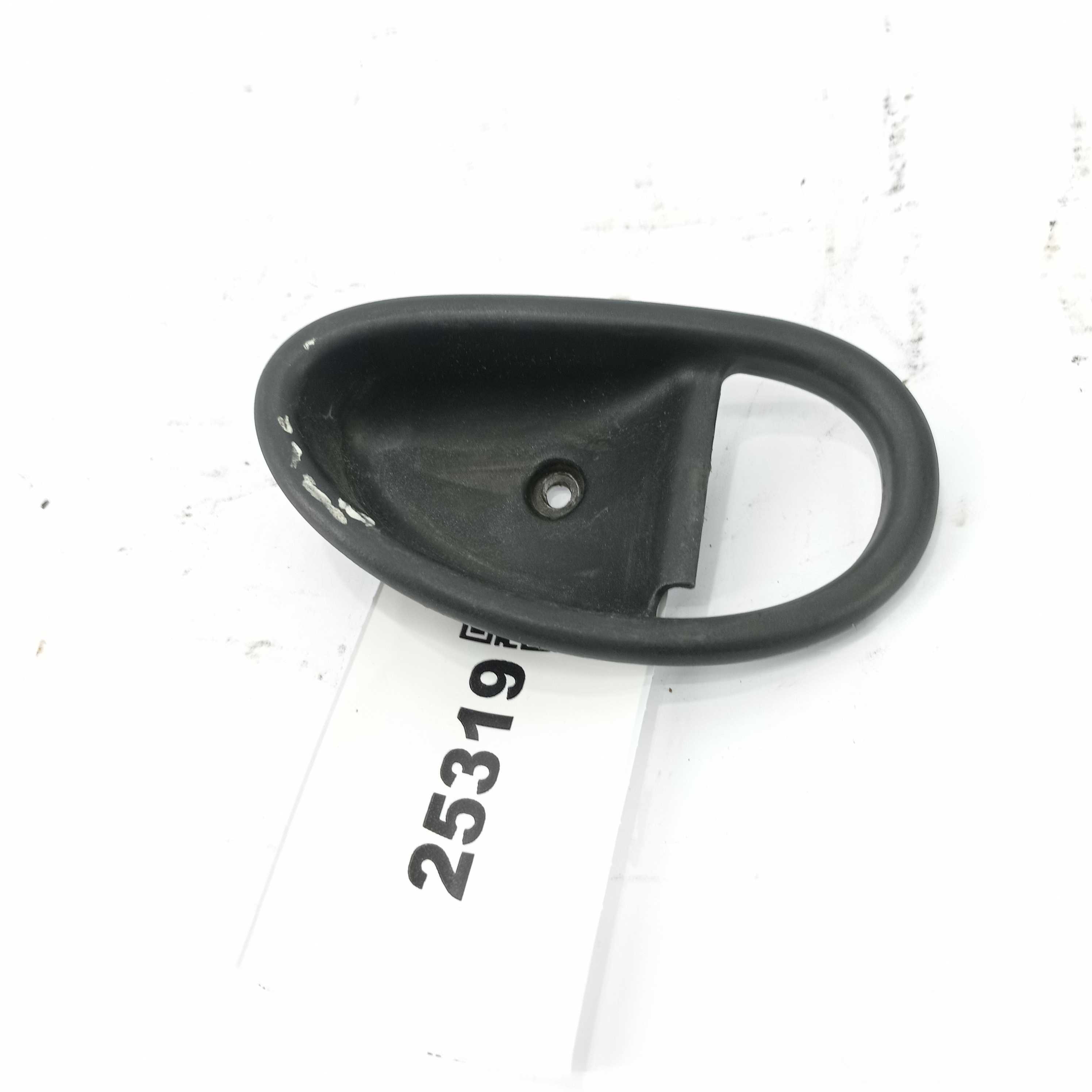 Moldura Maçaneta Interna Diant/dir Fiat Doblo Strada E25319