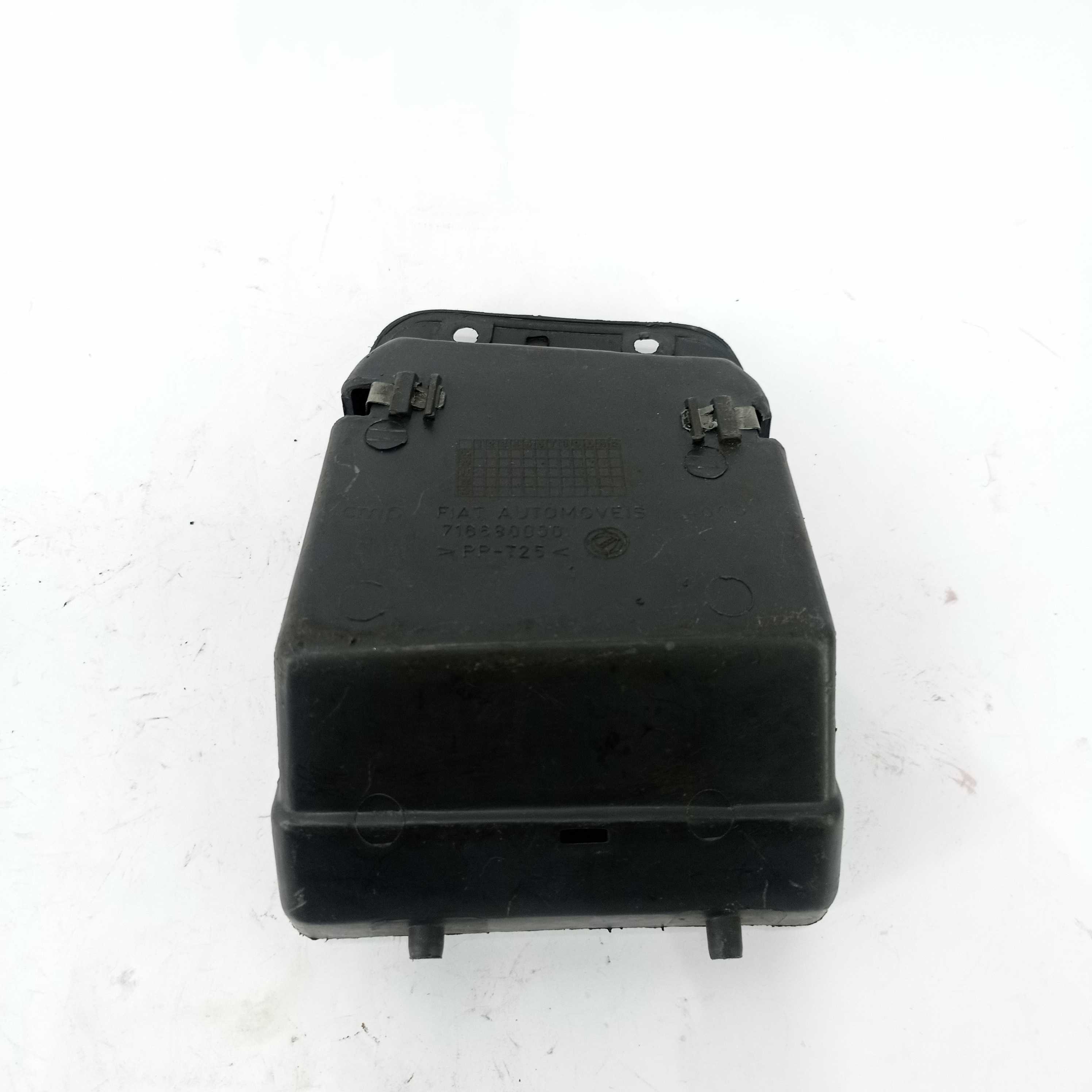 Cinzeiro Porta Treco Fiat Palio 716680000 E25638