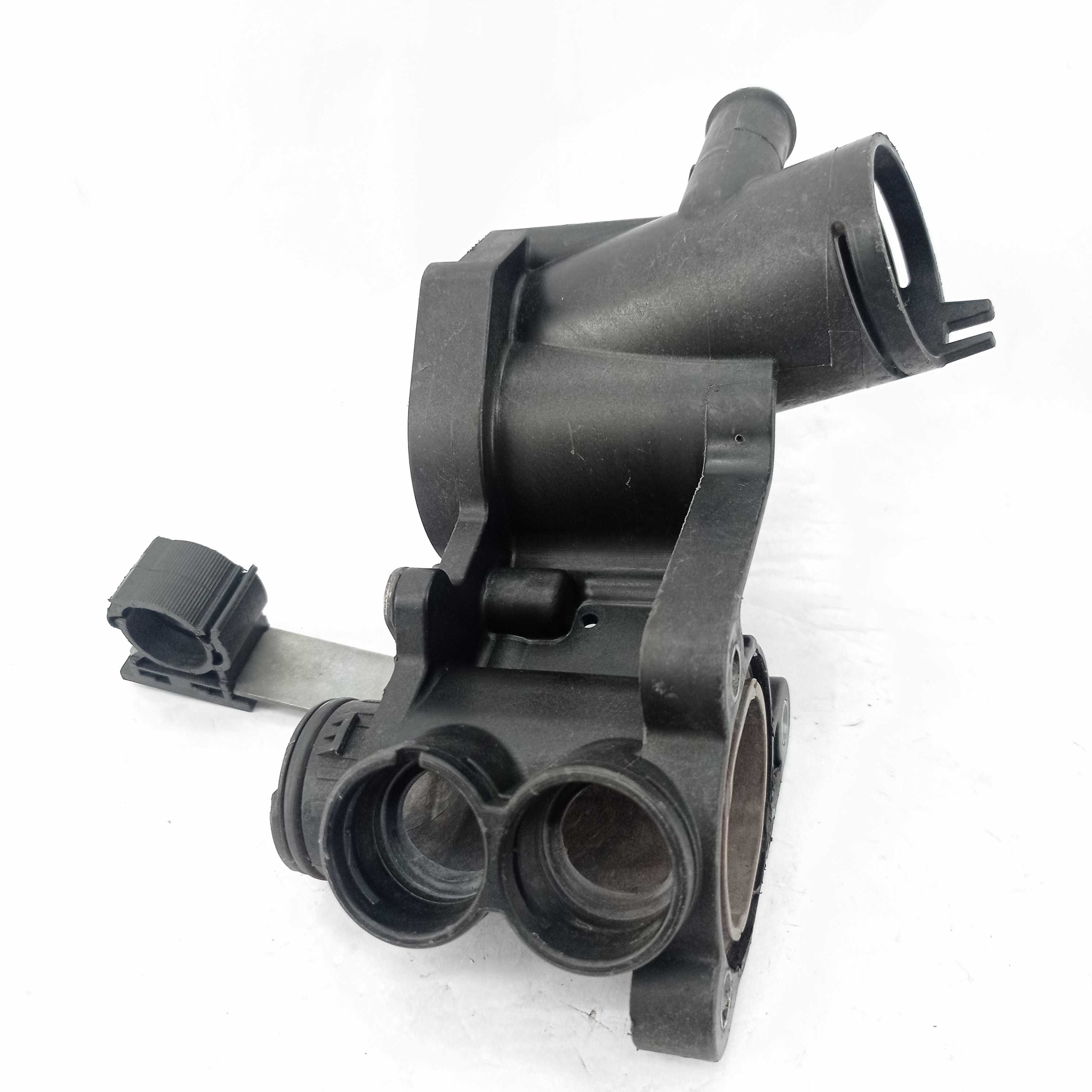 Carcaça Válvula Termostática Volks Fox 032121023 E23818 4