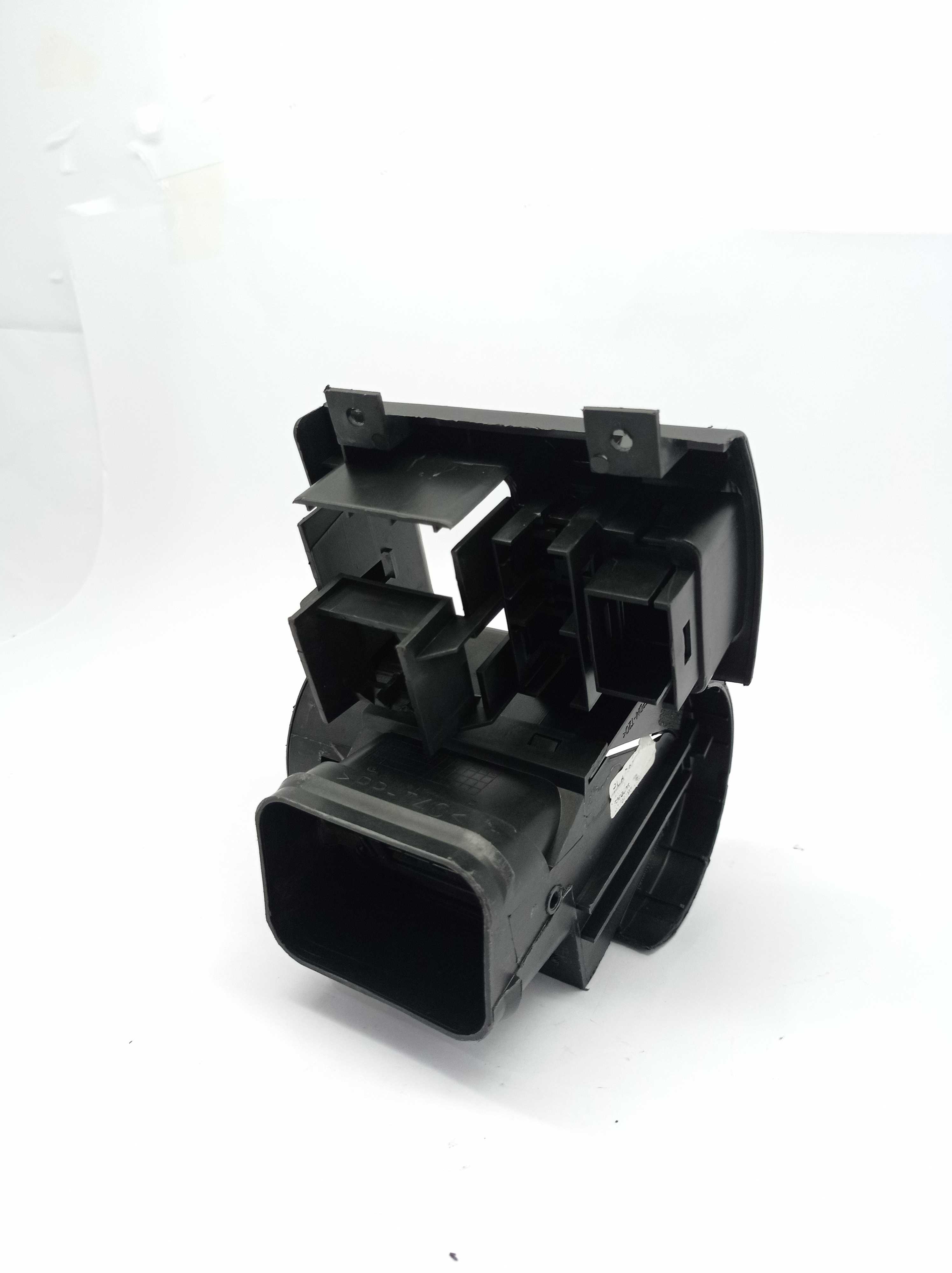 Difusor De Ar Do Painel Lado Esquerdo Corsa 90386842 E25851