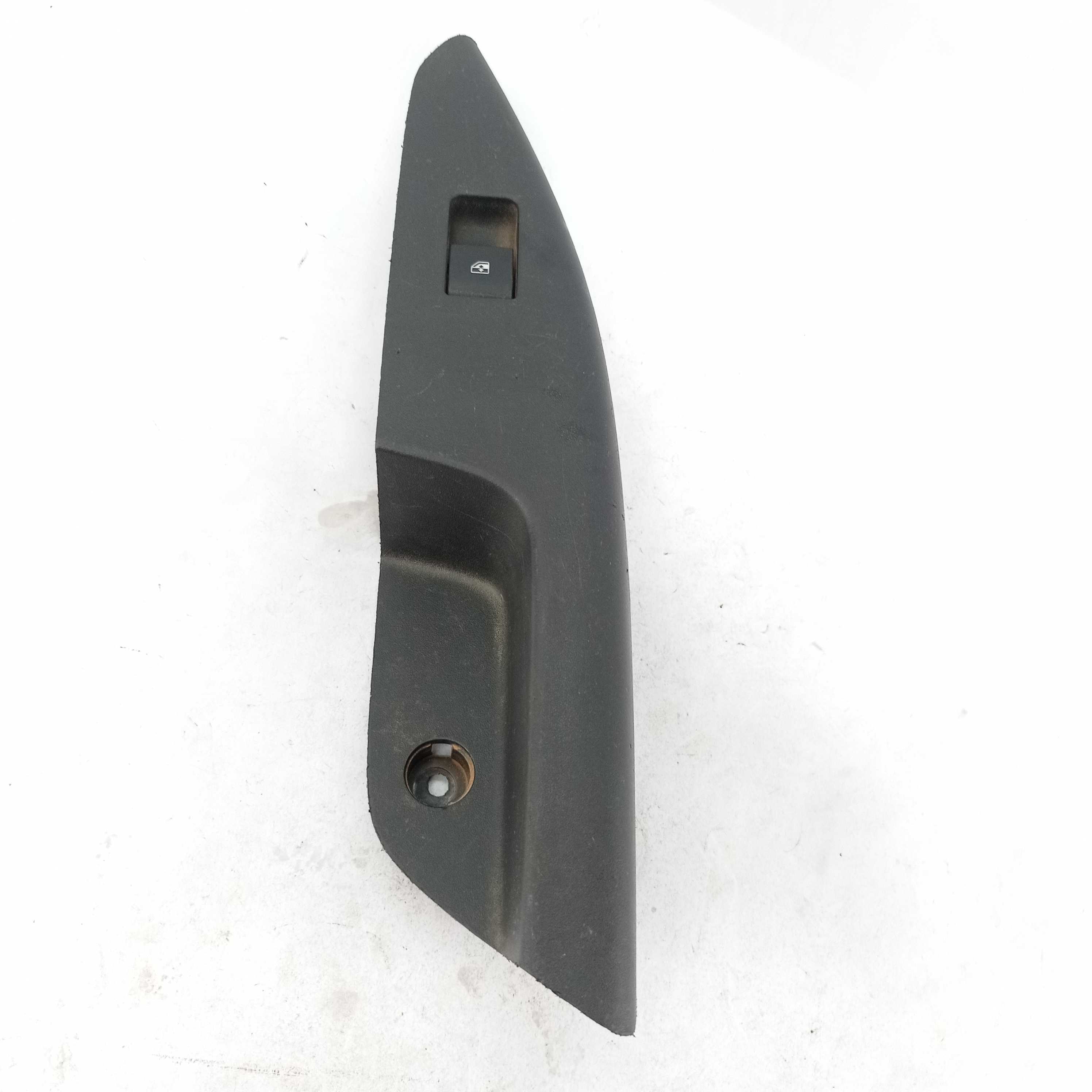 Botão Vidro Elétrico C/moldura T/e Gm Spin 52020796 E20483 2