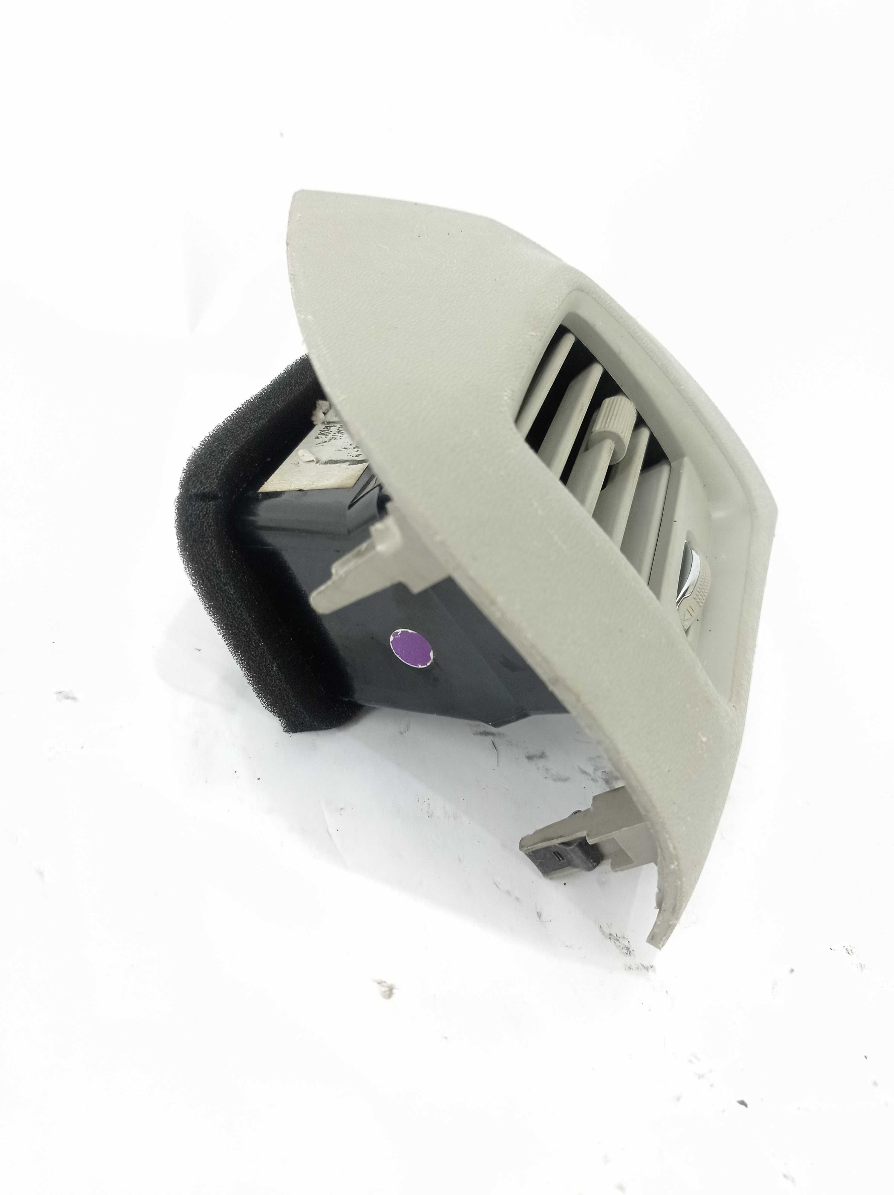 Difusor de ar lado esquerdo GM Spin 94735815 estoque