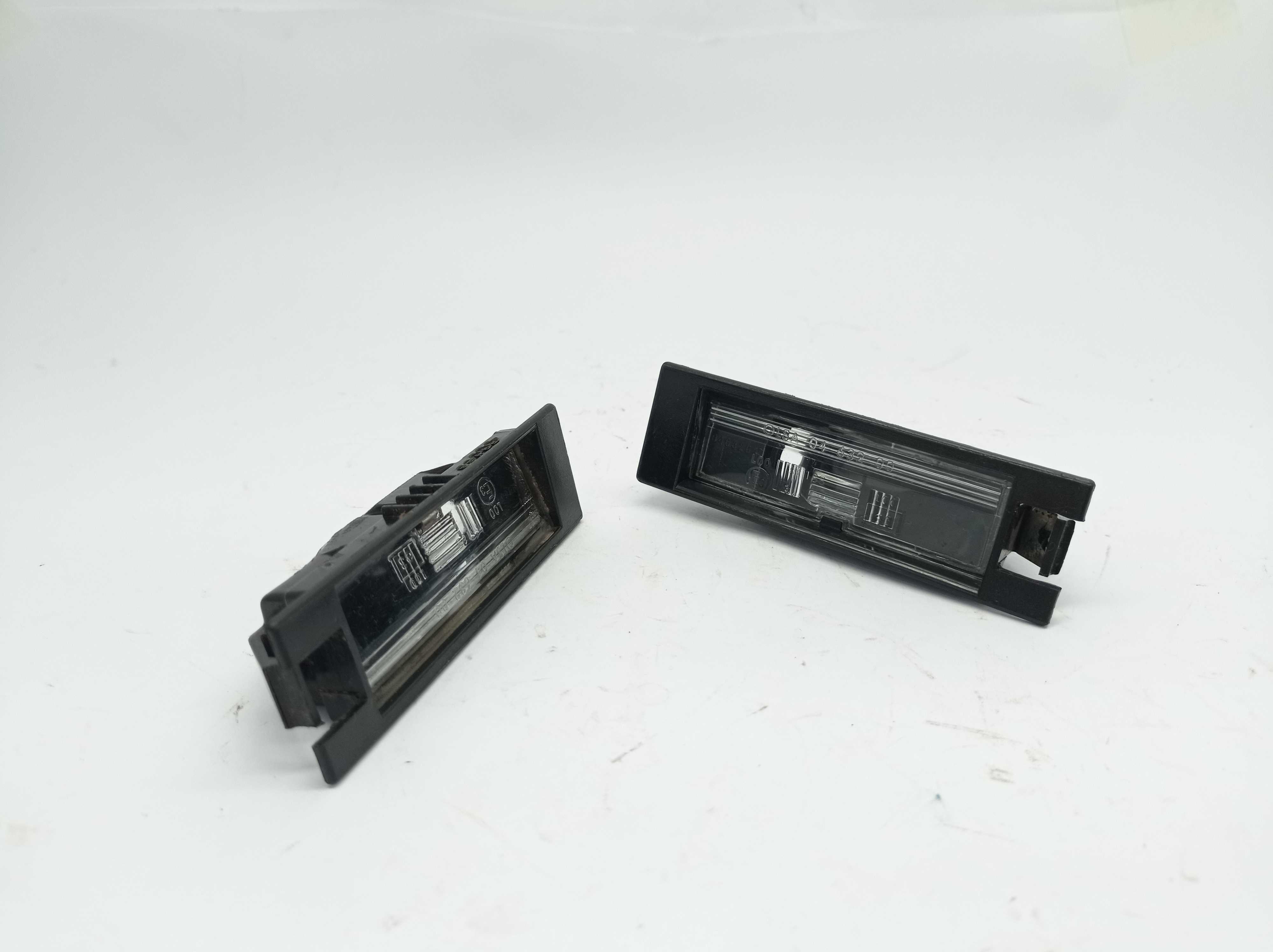 Par Lanterna Placa S/lampada Fiat Uno Mille E25705