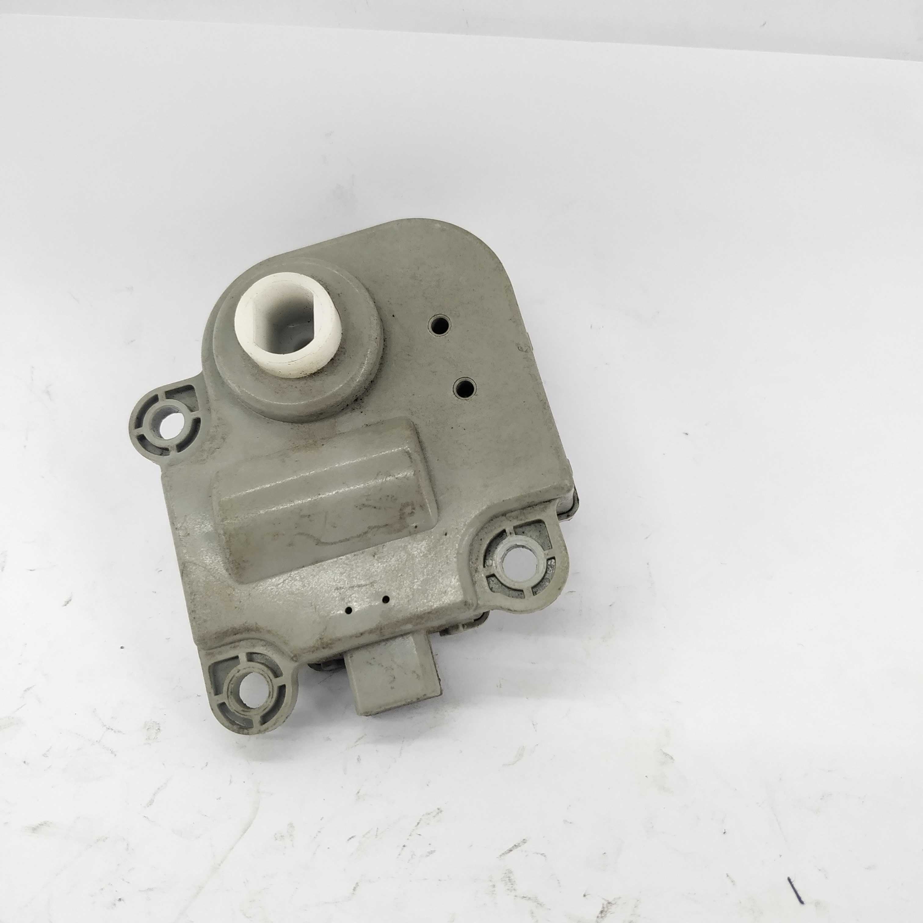 Motor Atuador Caixa Evaporadora Prisma Bc1138004070 E22666 4