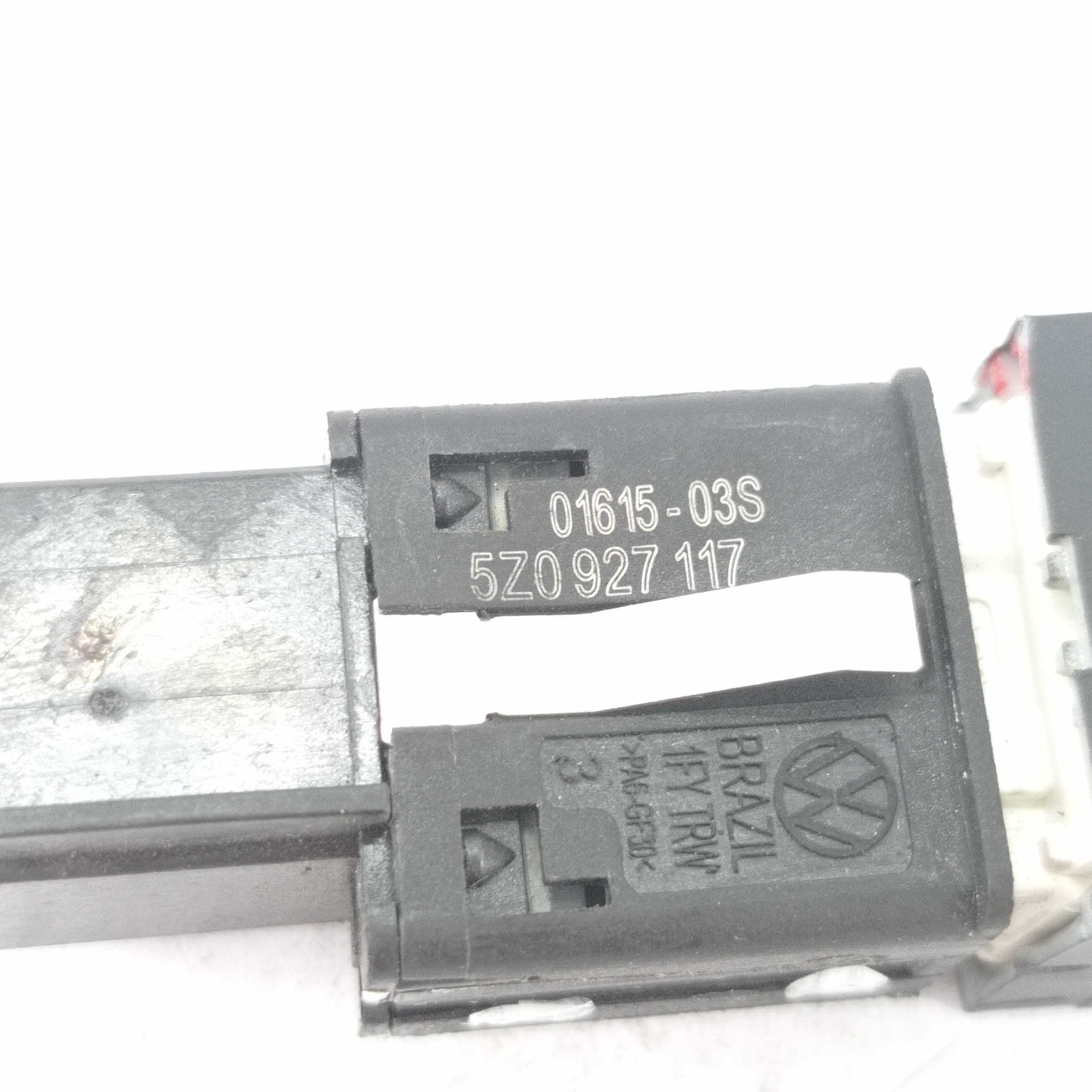 Botão Controle Estabilidade Volkswagen Fox 5z0927117 E20338 5