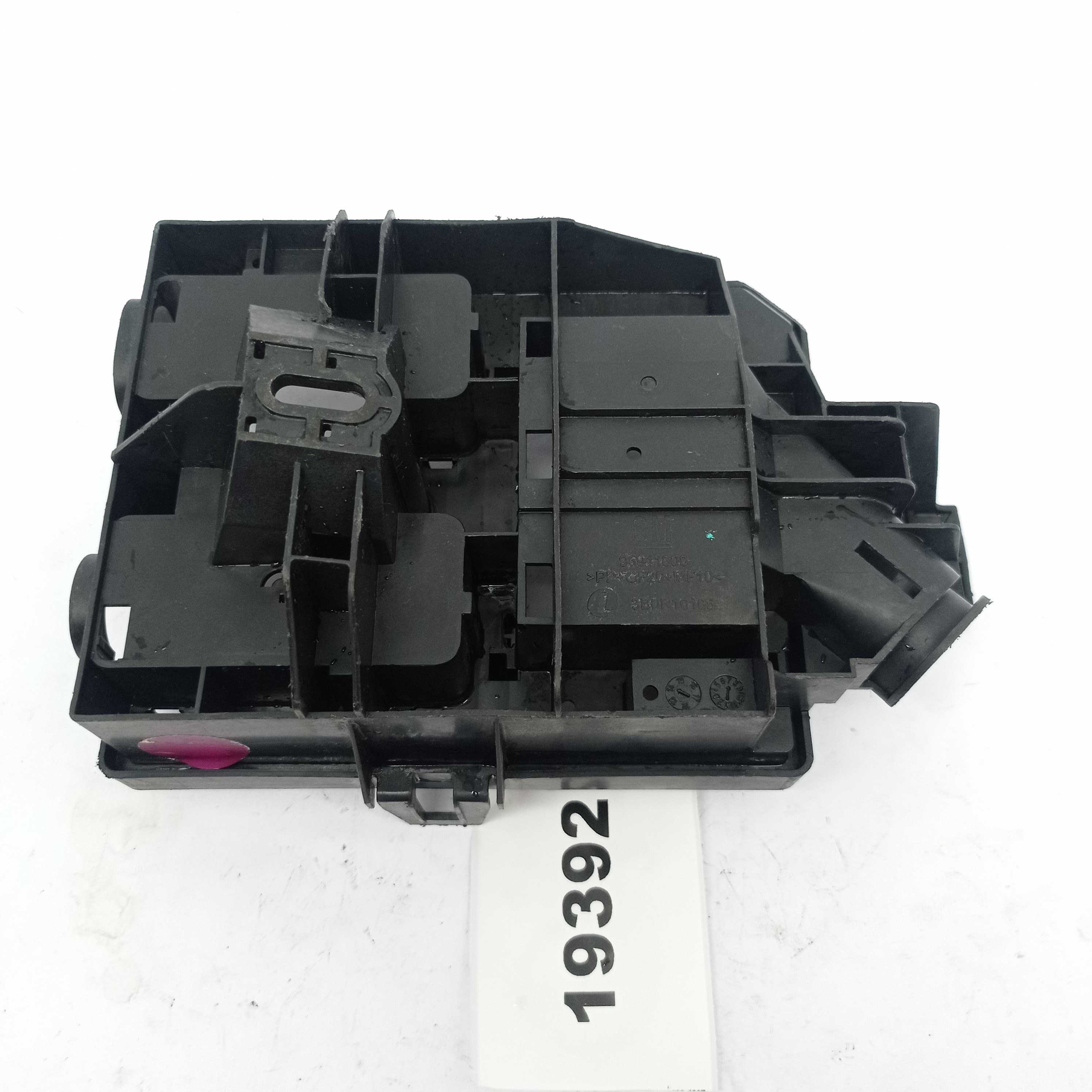 Carcaça Da Caixa De Fusíveis Gm Onix 95941608 E19392