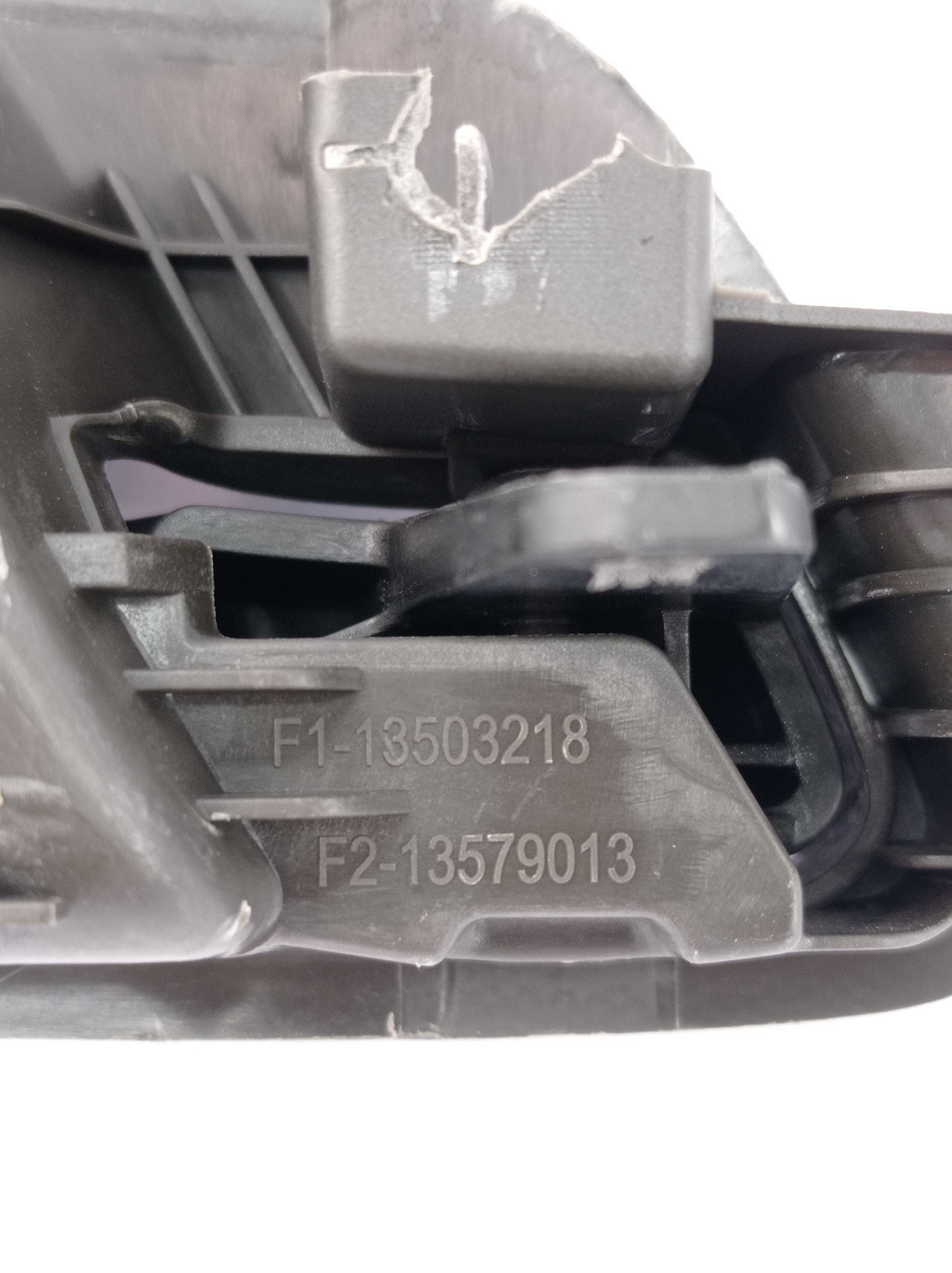 Maçaneta interna Tras/esq GM Onix 13503218 ESTOQUE 4