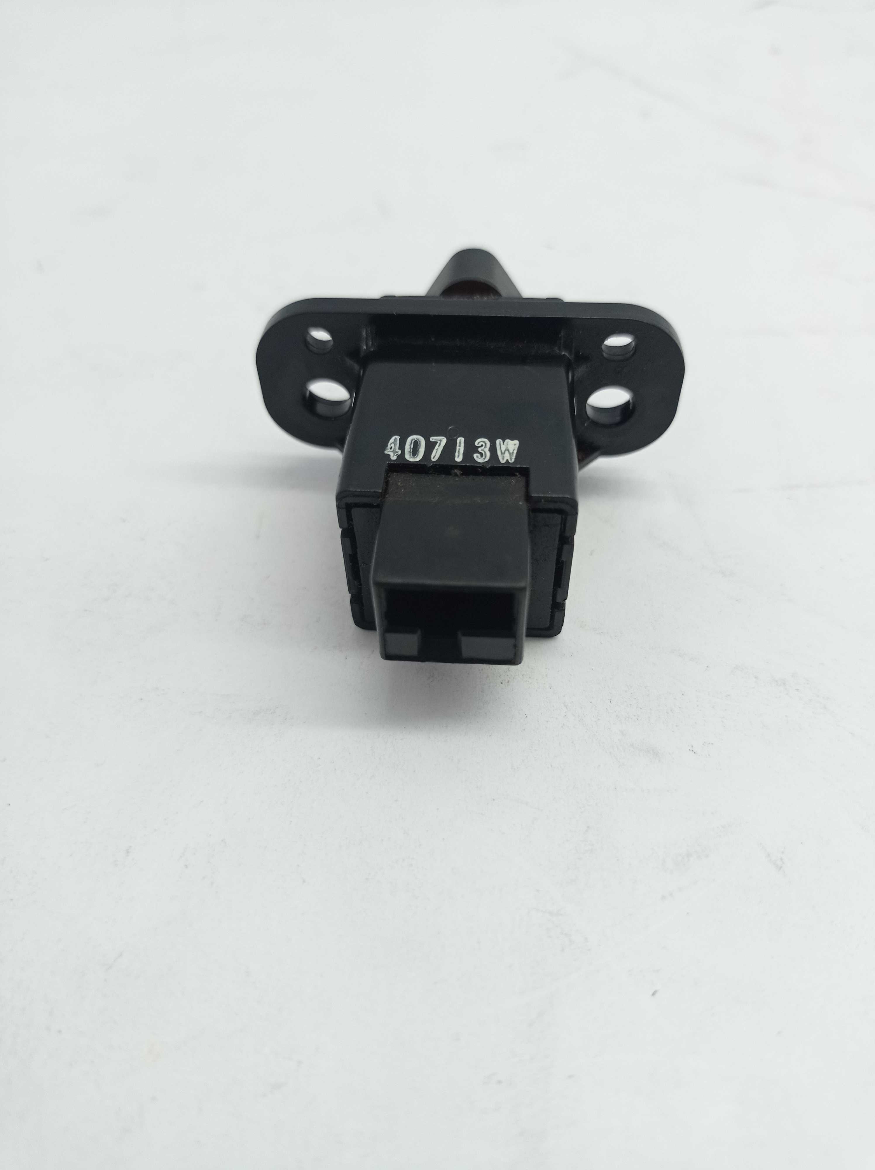 Interruptor Botão Pisca Alerta Gm Spin/ Cobalt 13/16 -19127 3