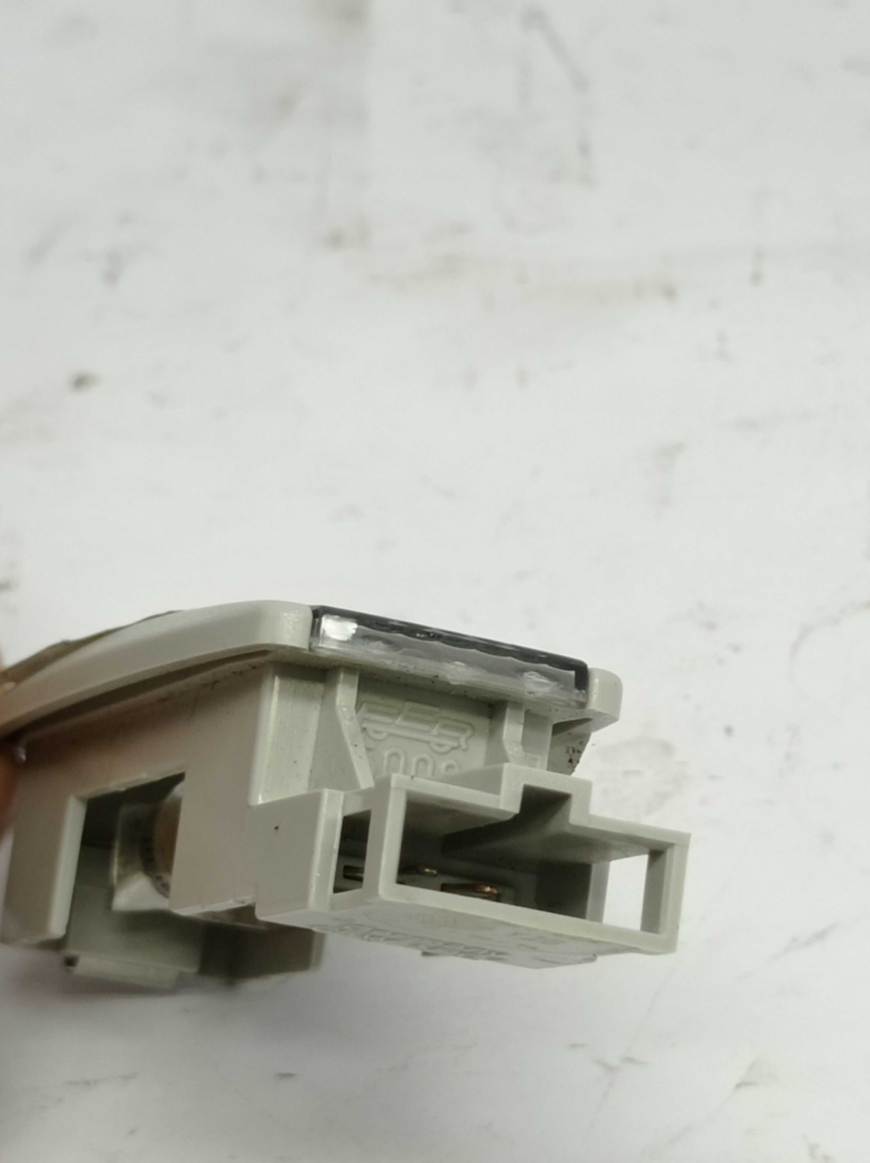Luz De Teto Cortesia Volks Fox Ano 2015 5