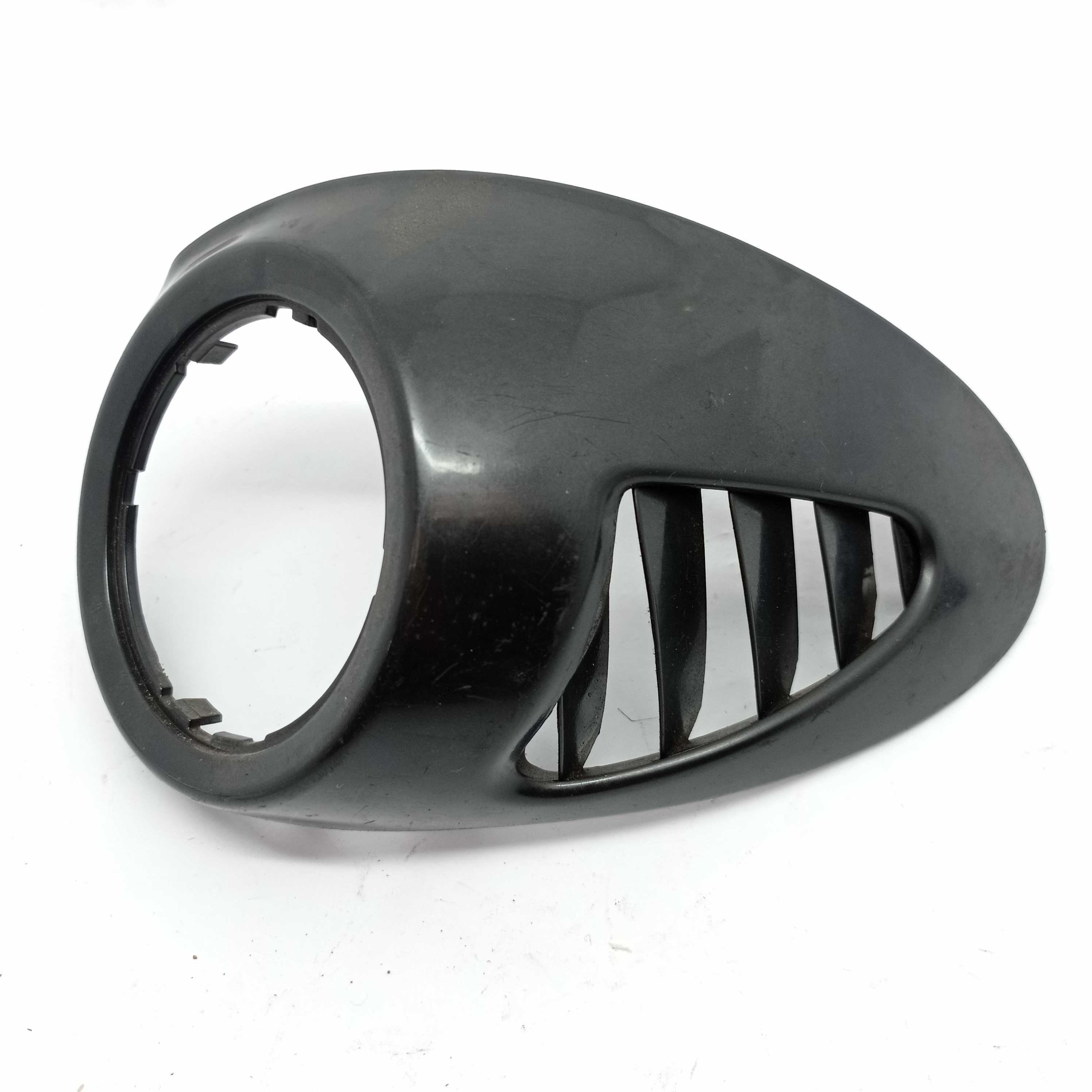 Moldura Difusor Direito Fiat Grand Siena 735497801 E18795 2