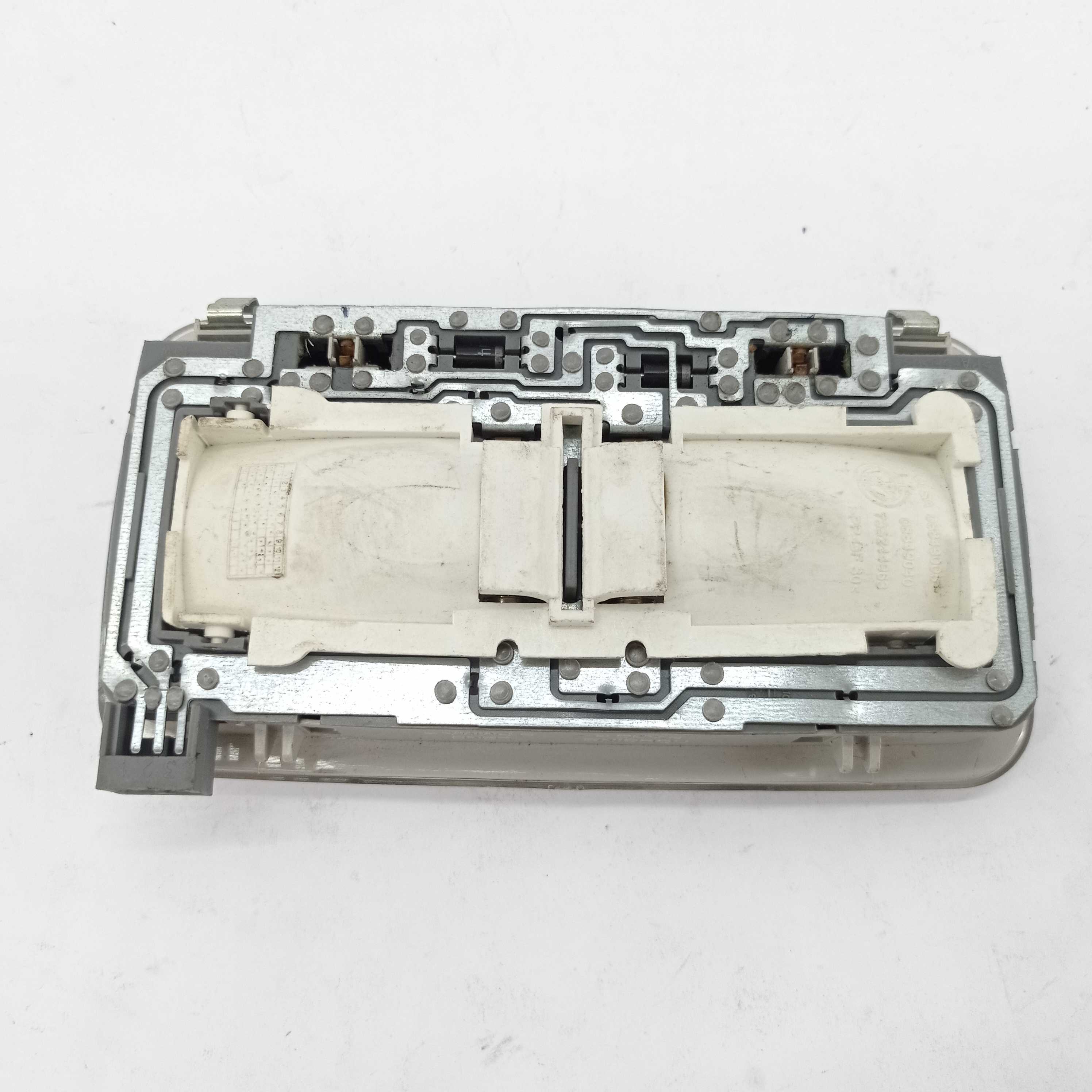 Luz De Teto Fiat Grand Siena Mec 2015 08849040 5