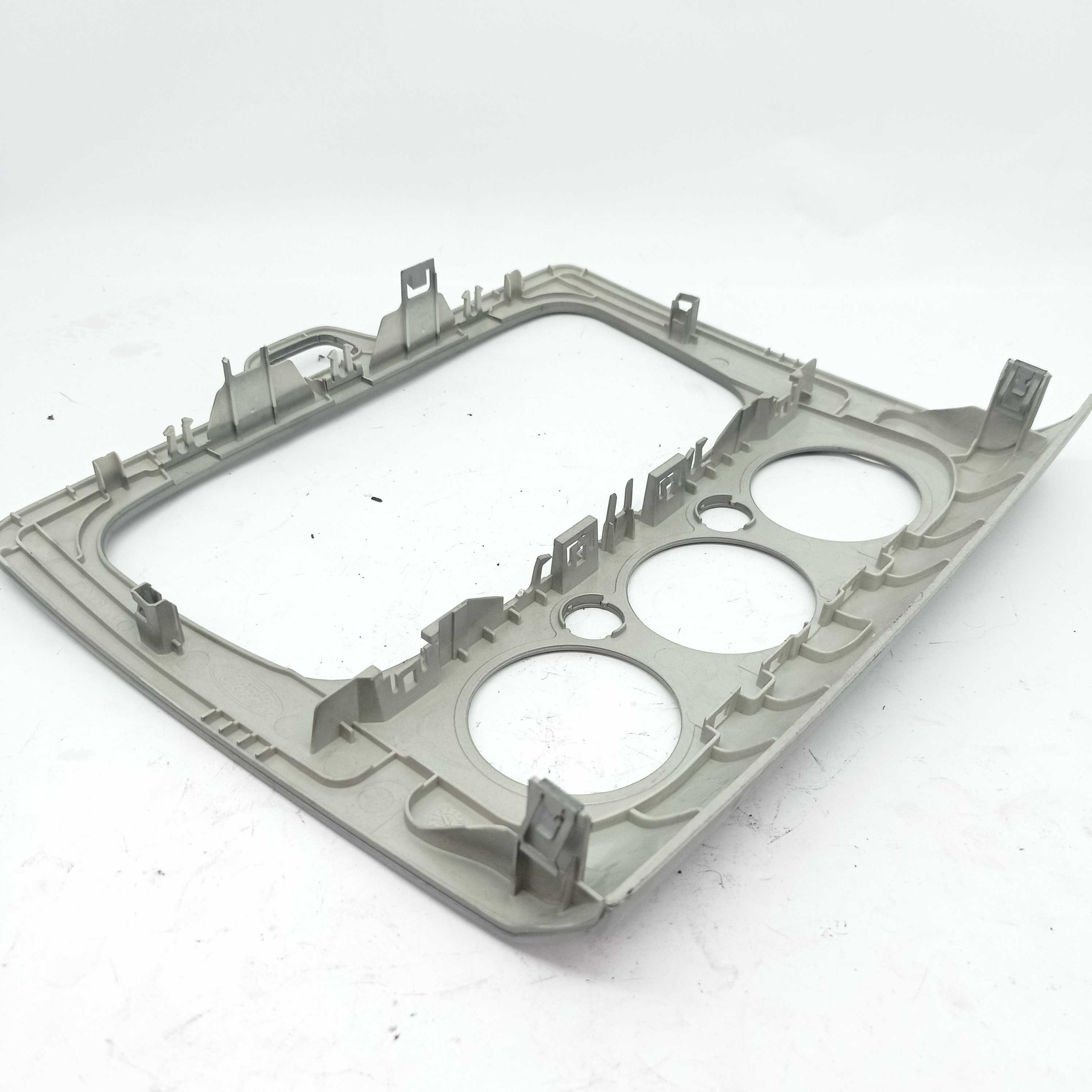 Moldura multimídia central Ford Focus 7m5118522a c/manchas 5