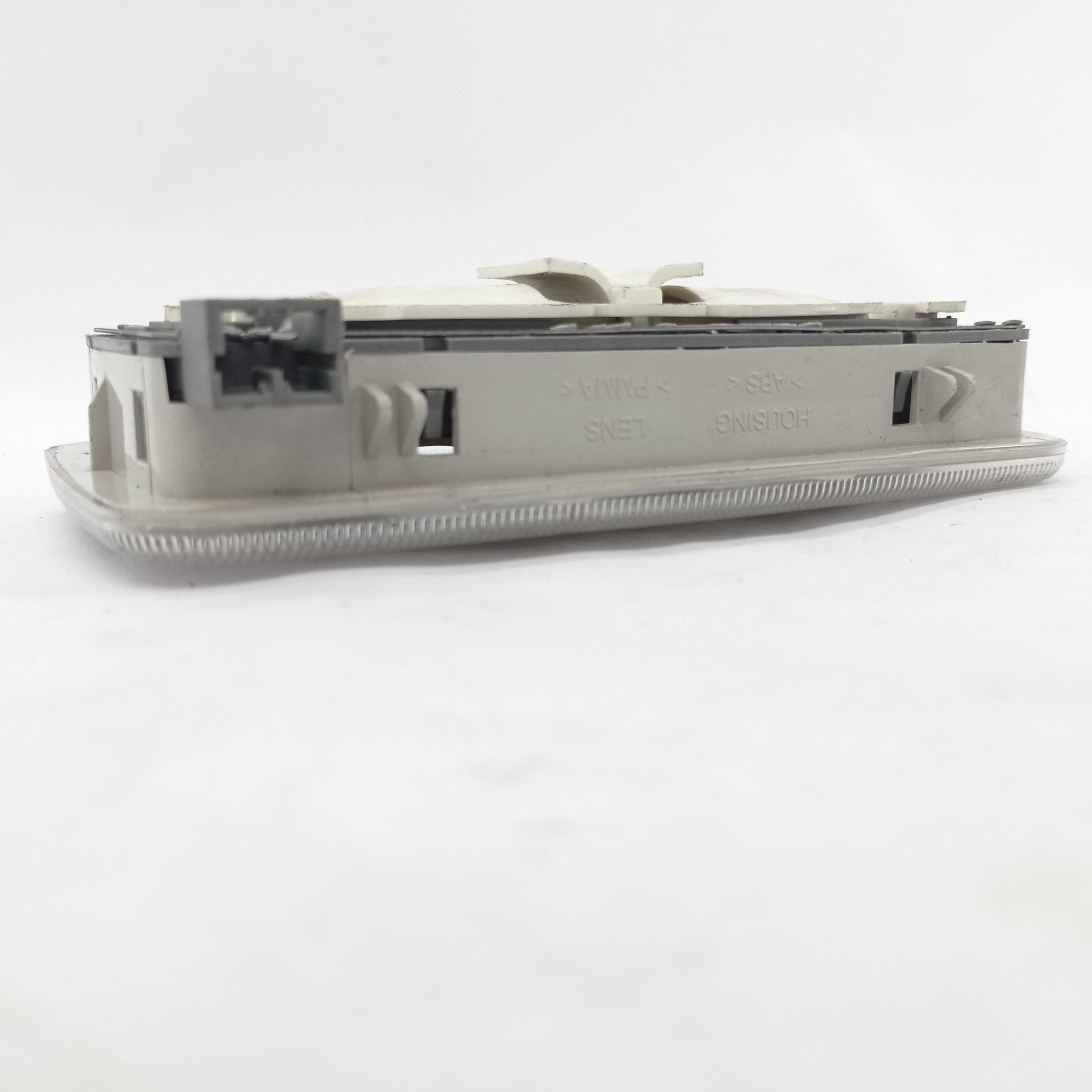 Luz De Teto Fiat Grand Siena Mec 2015 08849040