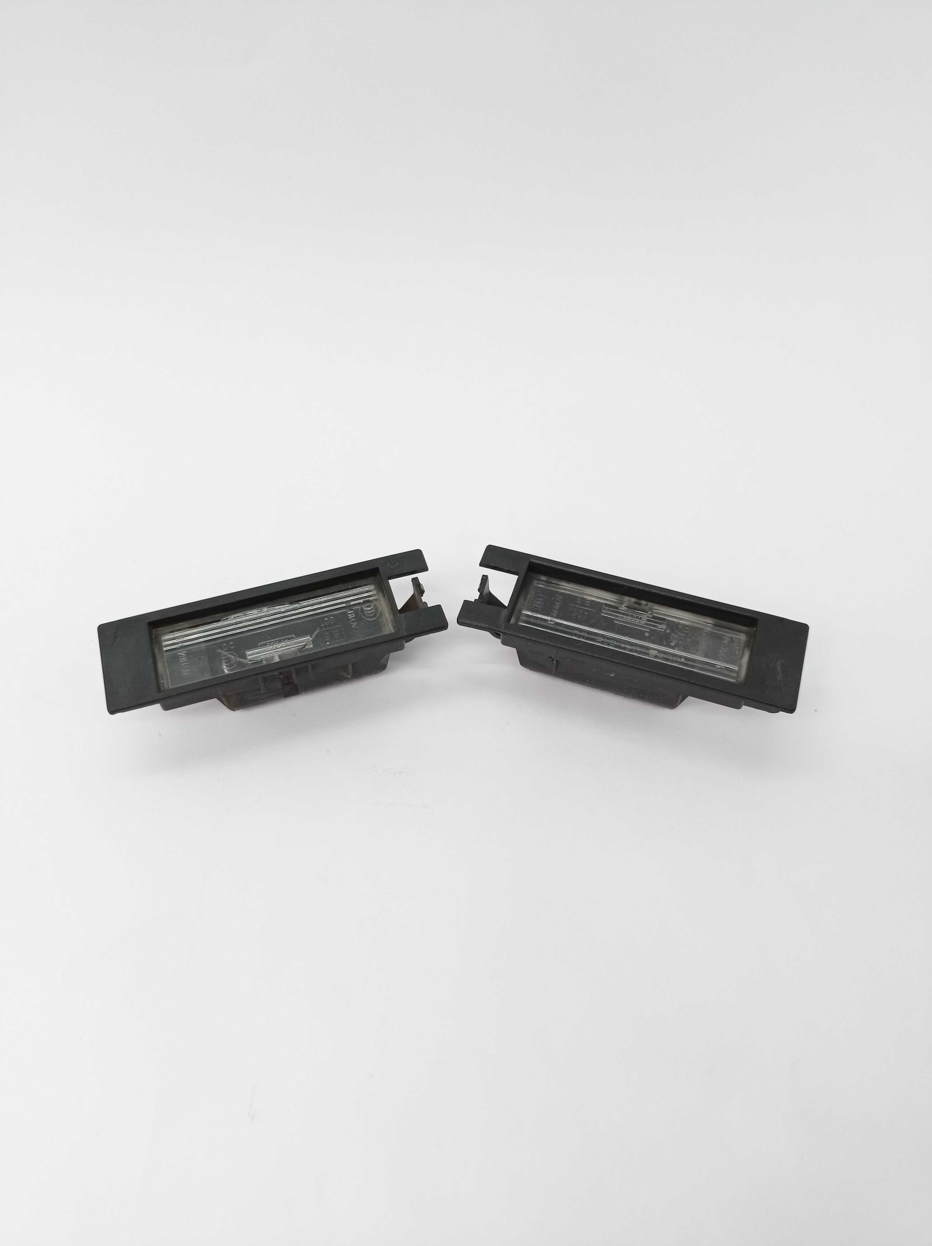 Par Luz De Placa S/ Lâmpada Gm Corsa Cobalt Meriva 0461200