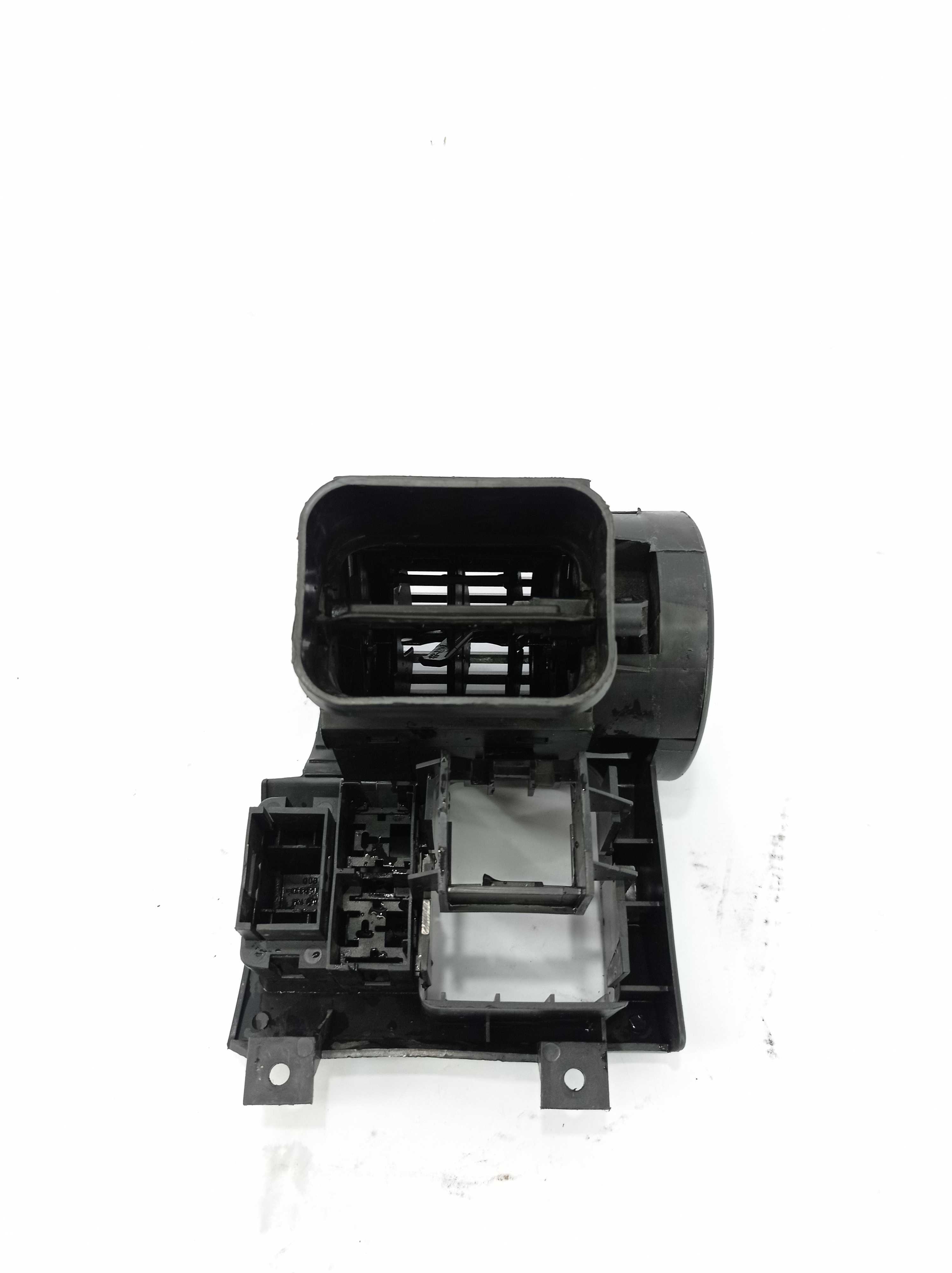 Difusor De Ar Lado Esquerdo Gm Corsa 90386842 E25430