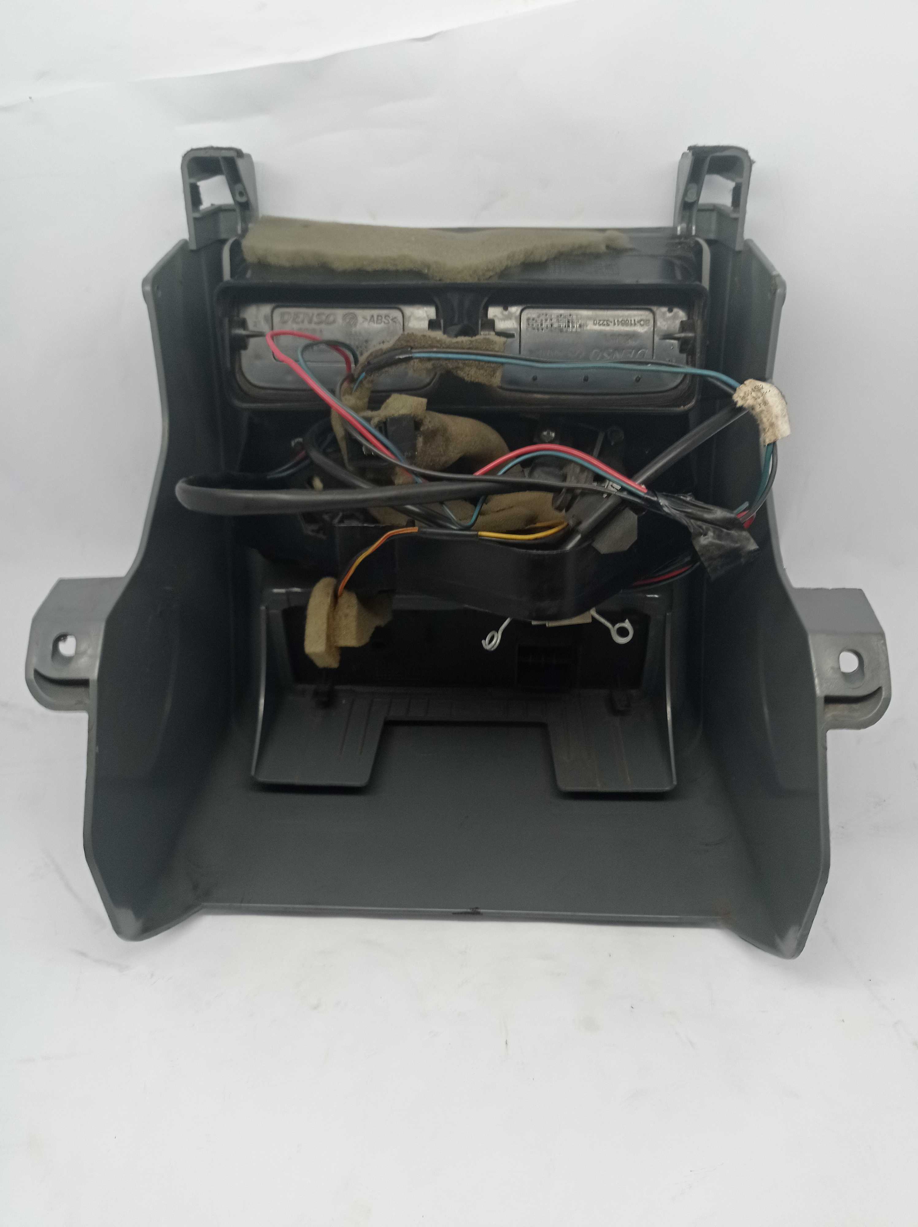 Moldura Central Comando Ar Frio Fiat Uno Ano 2004/12 -18936 3