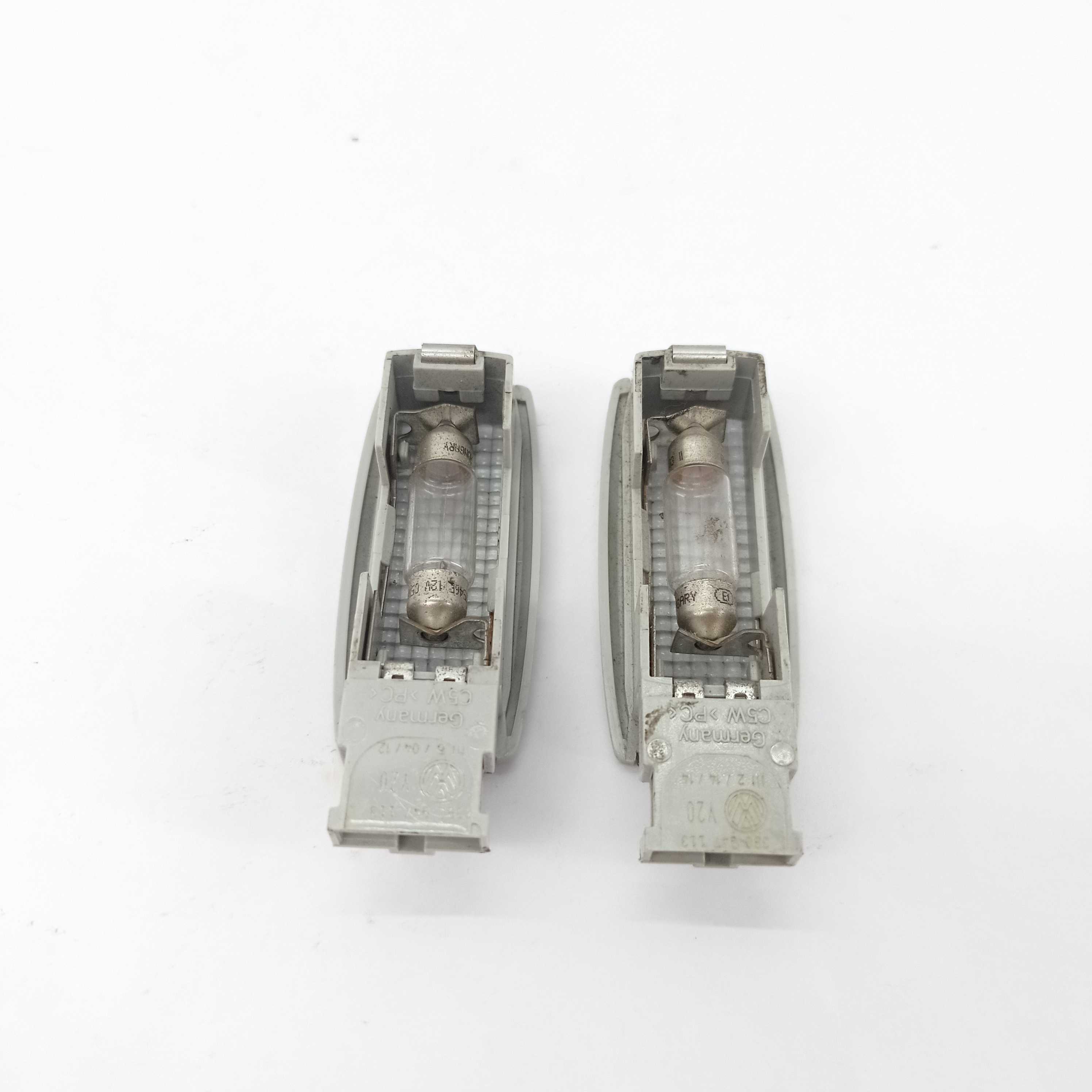 Par Luz De Teto Volks Fox 3b0947113 3